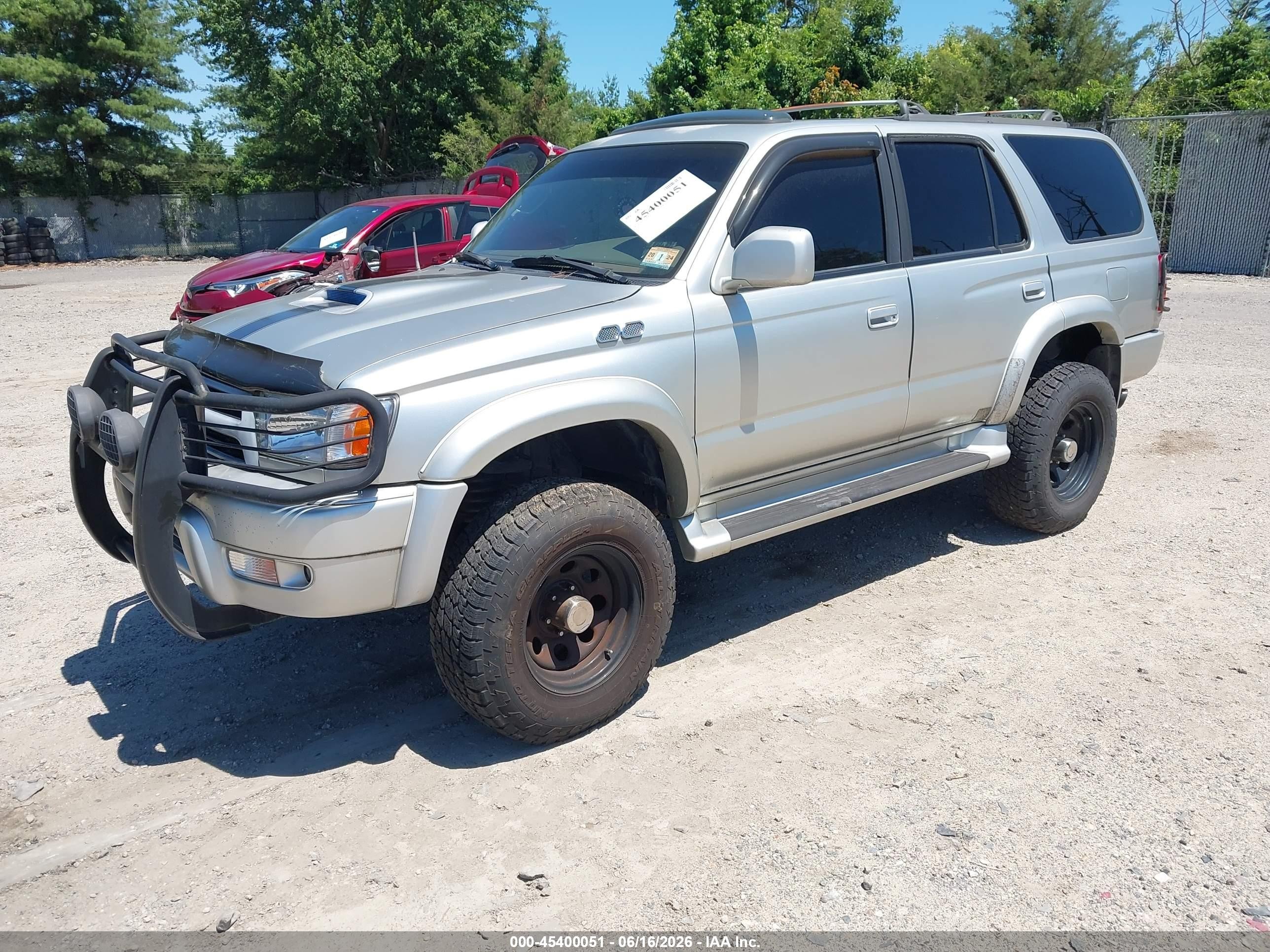 2000 Toyota 4runner Sr5 V6 Silver vin: JT3HN86R7Y0283876
