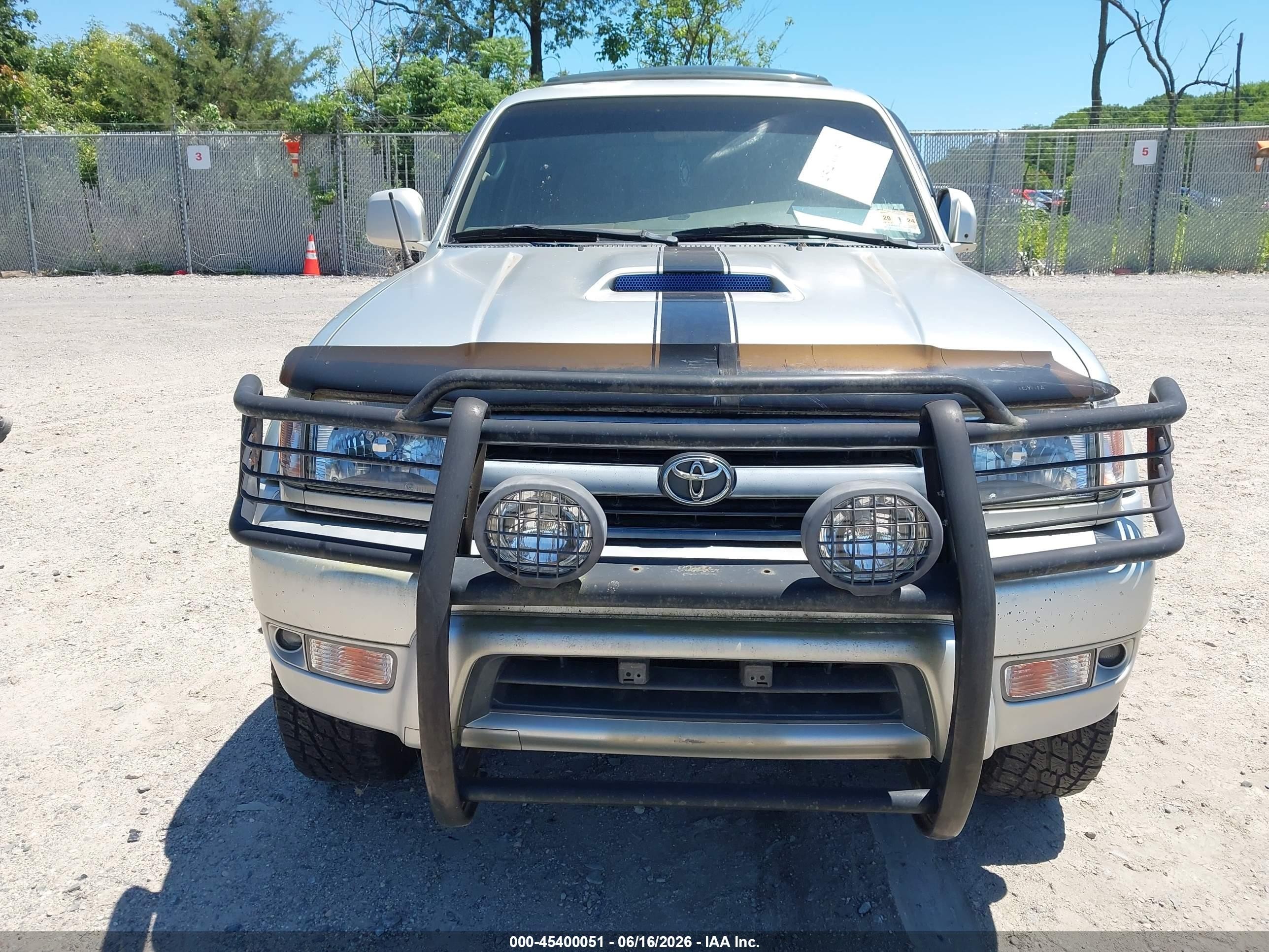 2000 Toyota 4runner Sr5 V6 Silver vin: JT3HN86R7Y0283876