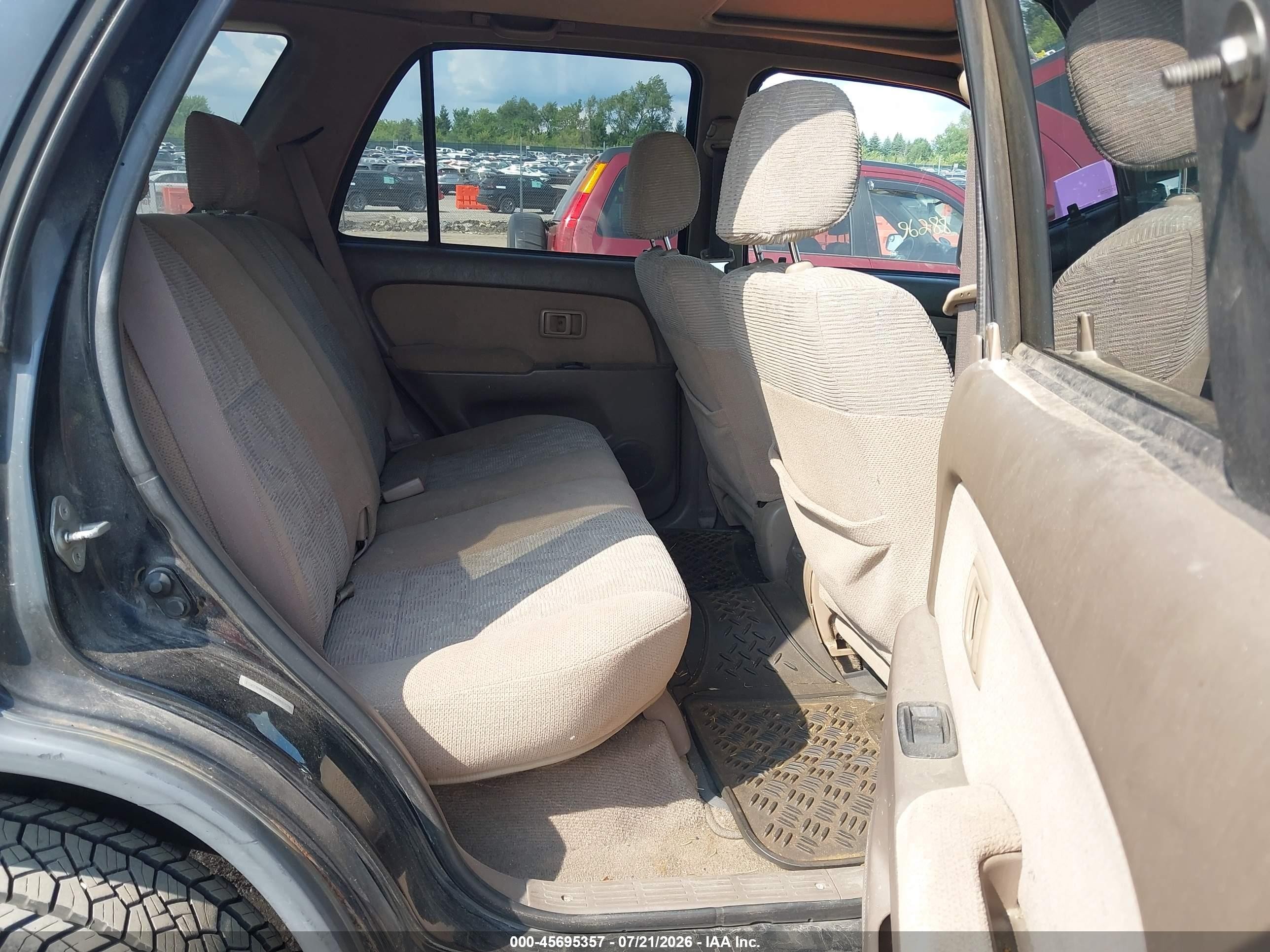 2000 Toyota 4runner Sr5 V6 Black vin: JT3HN86R7Y0286728