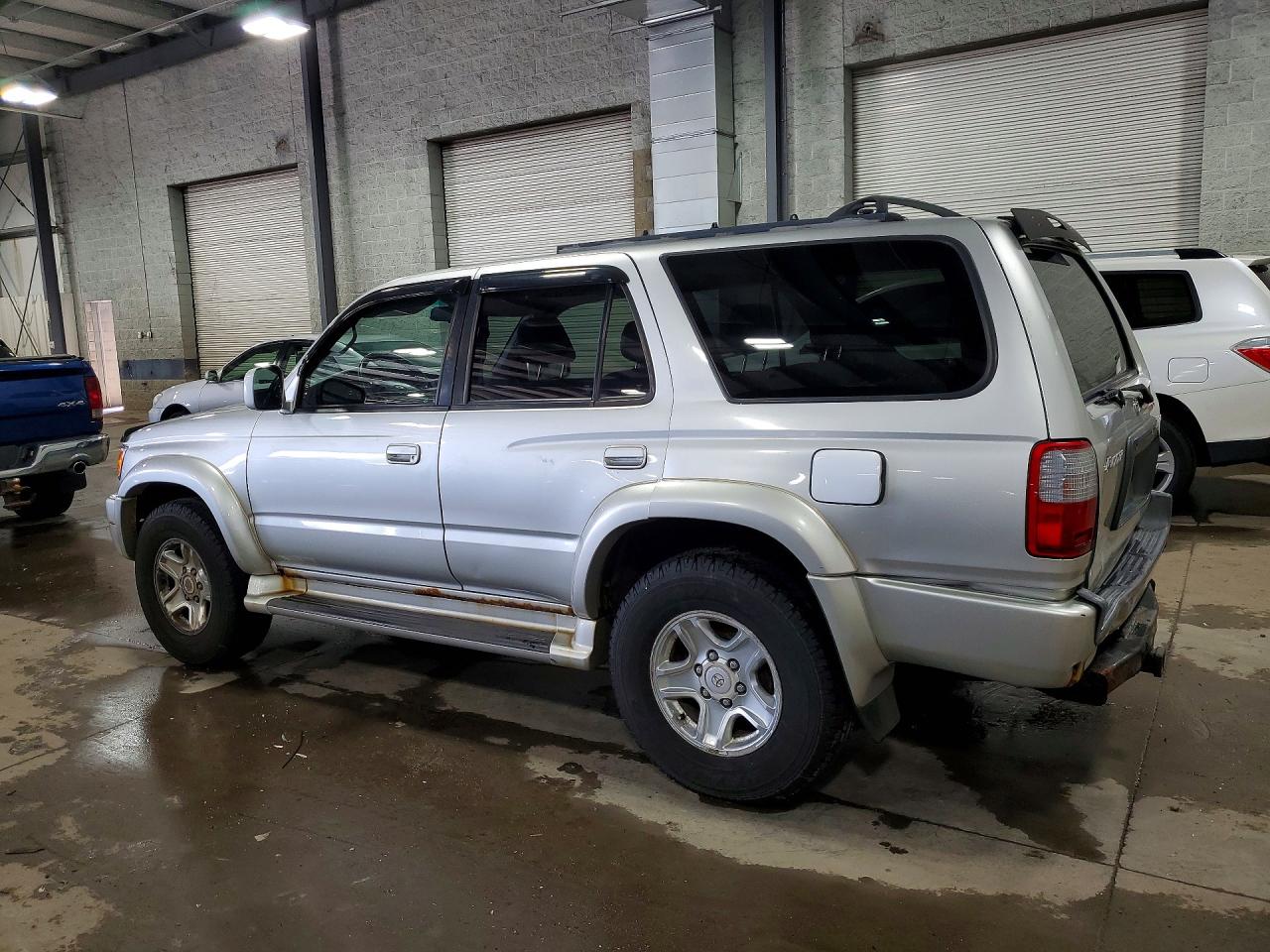 2000 Toyota 4runner Sr5 Silver vin: JT3HN86R7Y0320859