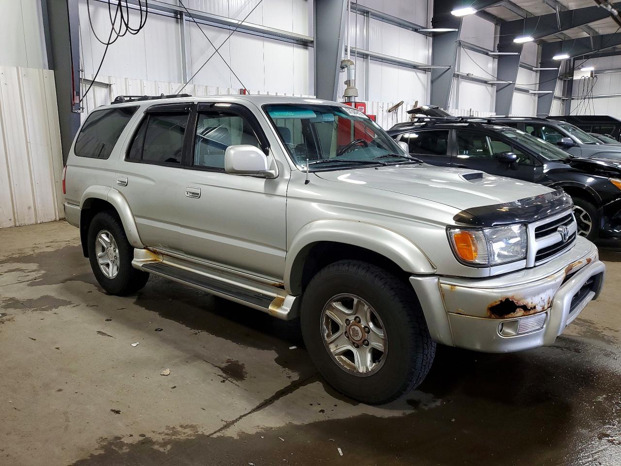 2000 Toyota 4runner Sr5 Silver vin: JT3HN86R7Y0320859