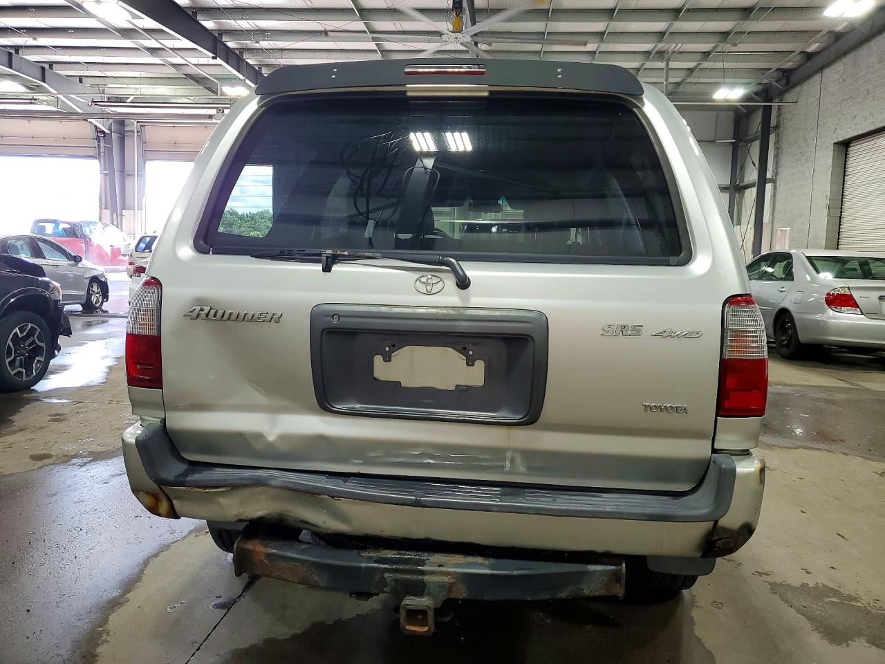 2000 Toyota 4runner Sr5 Silver vin: JT3HN86R7Y0320859