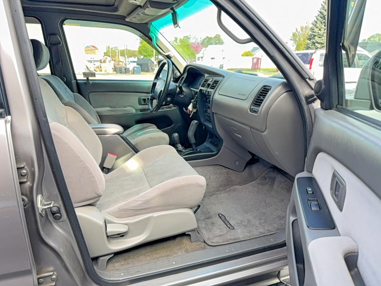 2001 Toyota 4runner Sr5 Silver vin: JT3HN86R819056407