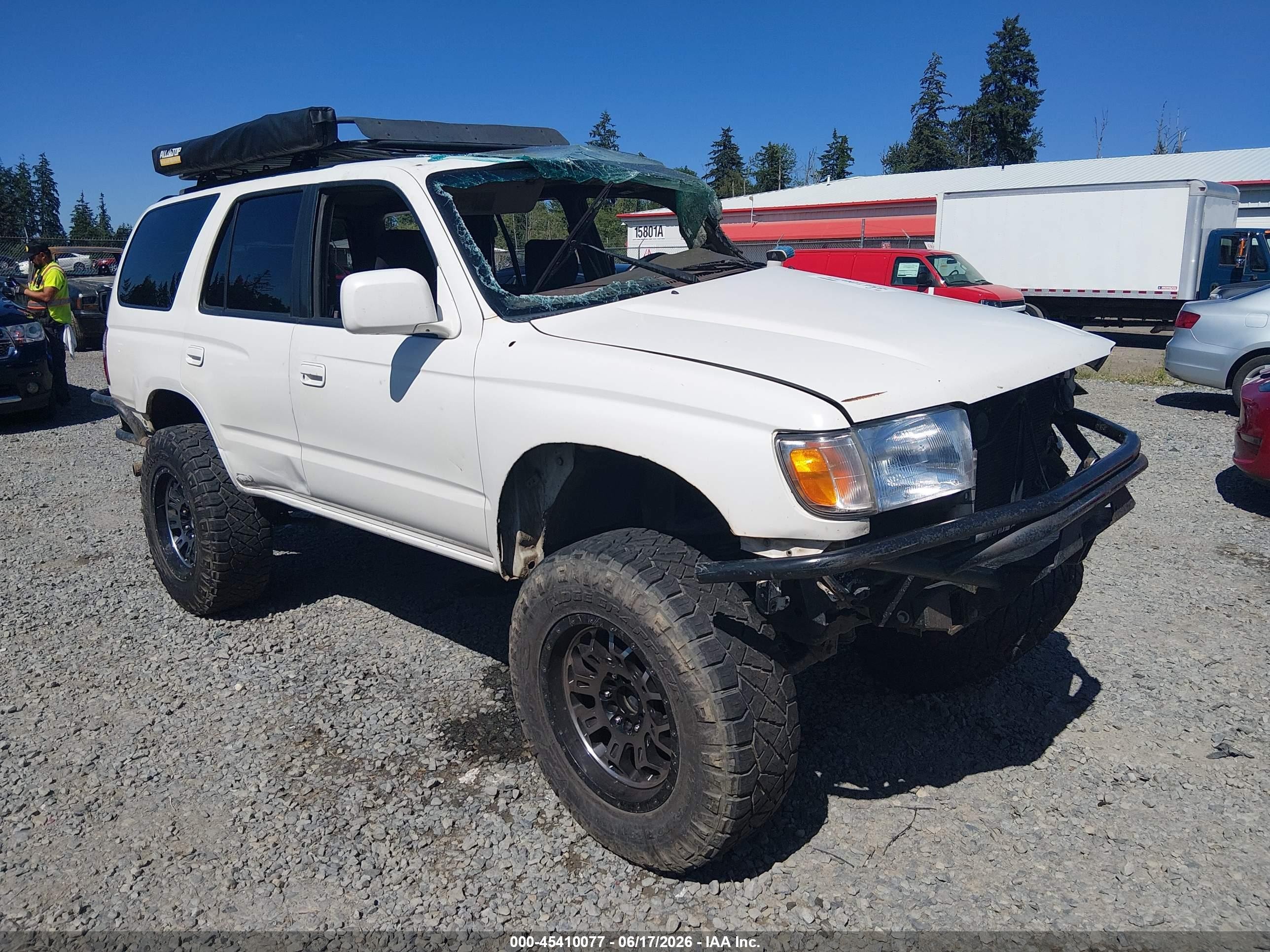 1998 Toyota 4runner Sr5 V6 White vin: JT3HN86R8W0155630
