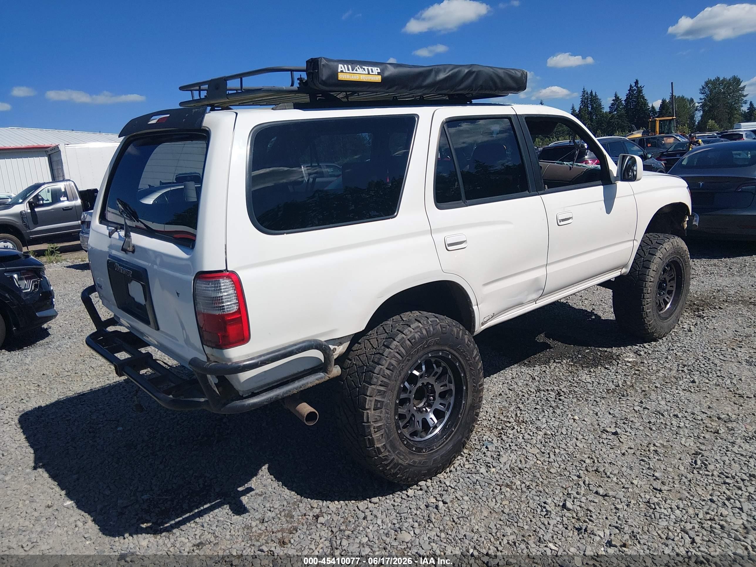 1998 Toyota 4runner Sr5 V6 White vin: JT3HN86R8W0155630