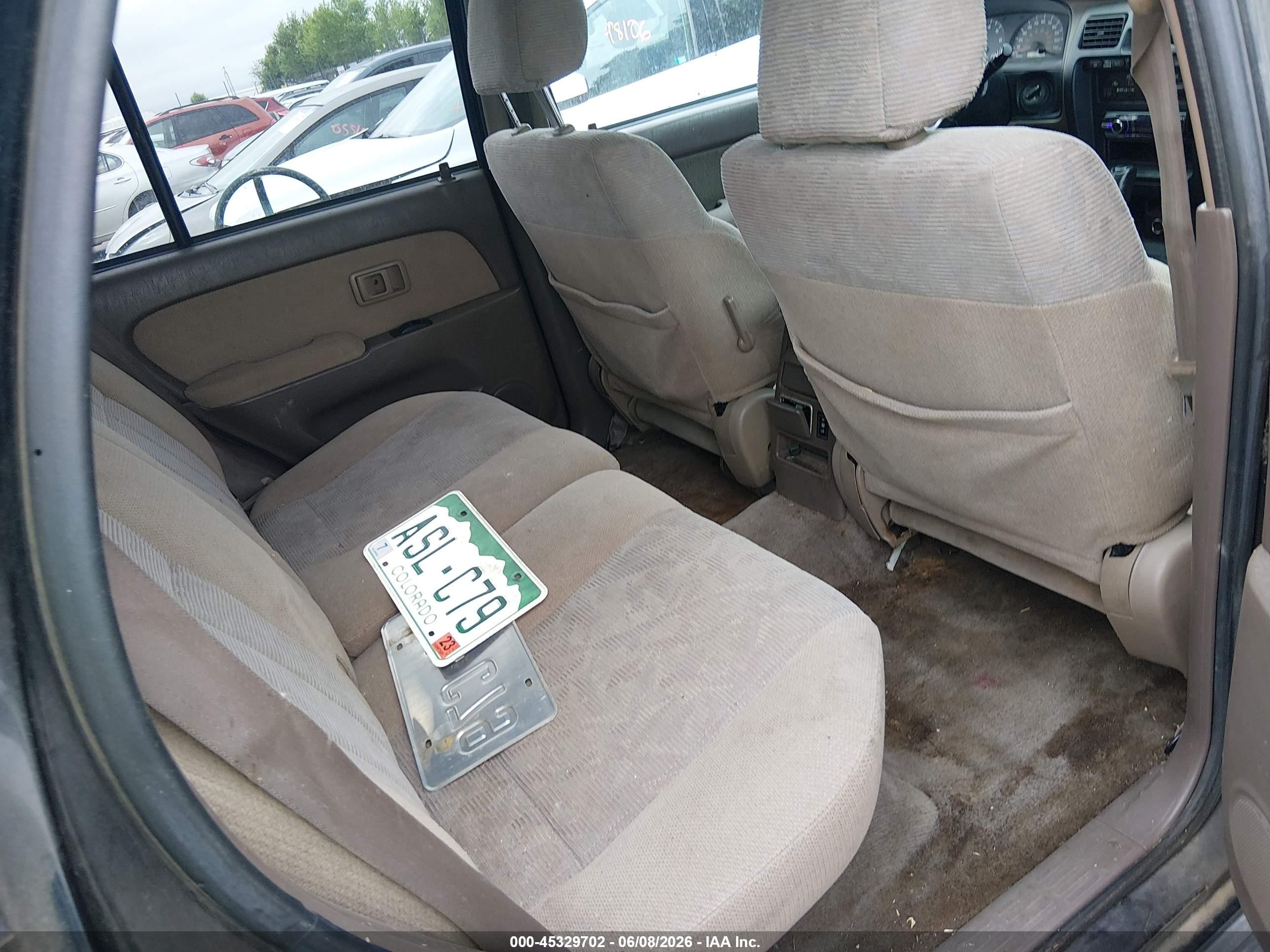 1999 Toyota 4runner Sr5 V6 Black vin: JT3HN86R8X0241067