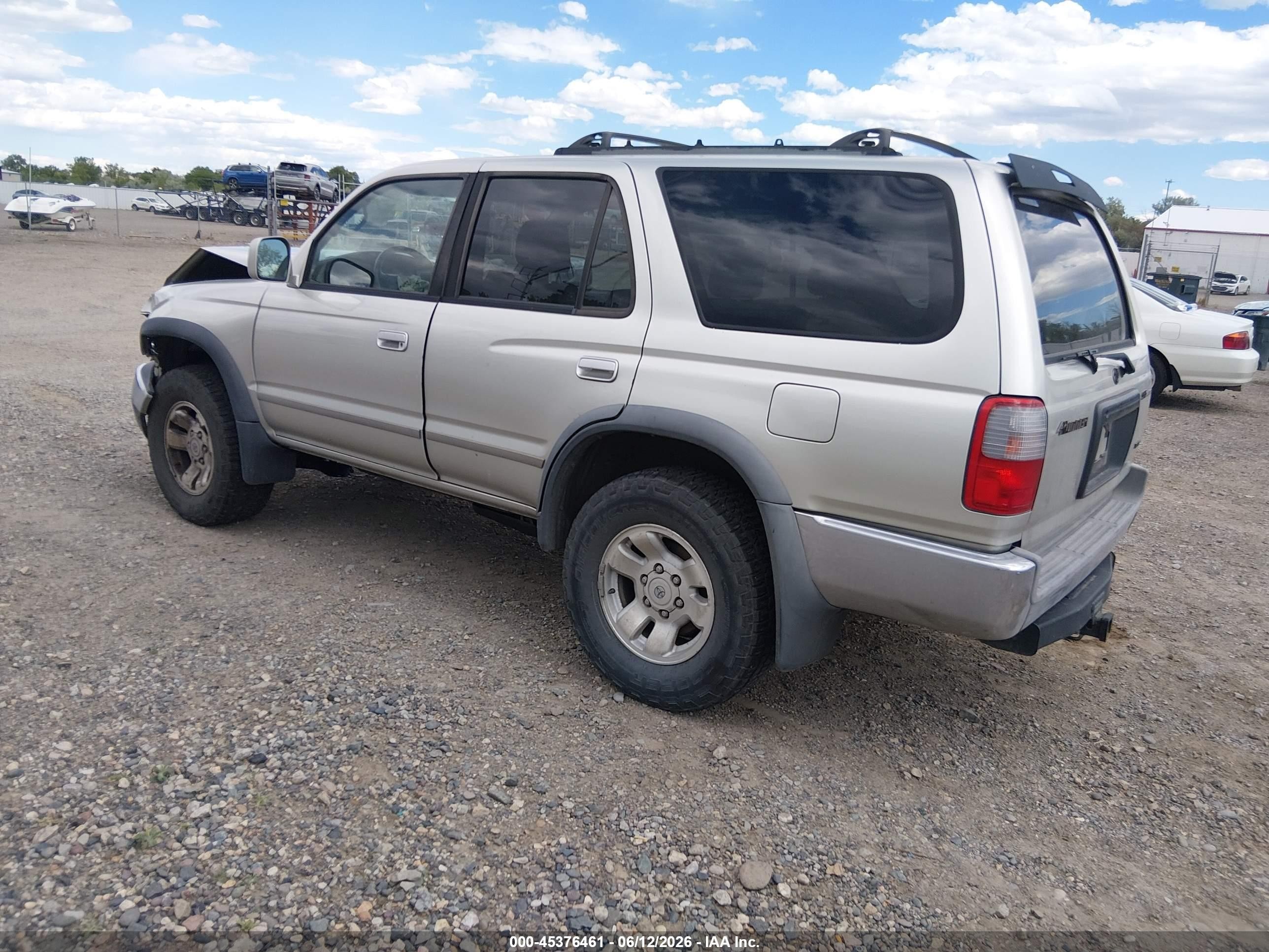 2000 Toyota 4runner Sr5 V6 Silver vin: JT3HN86R8Y0265502
