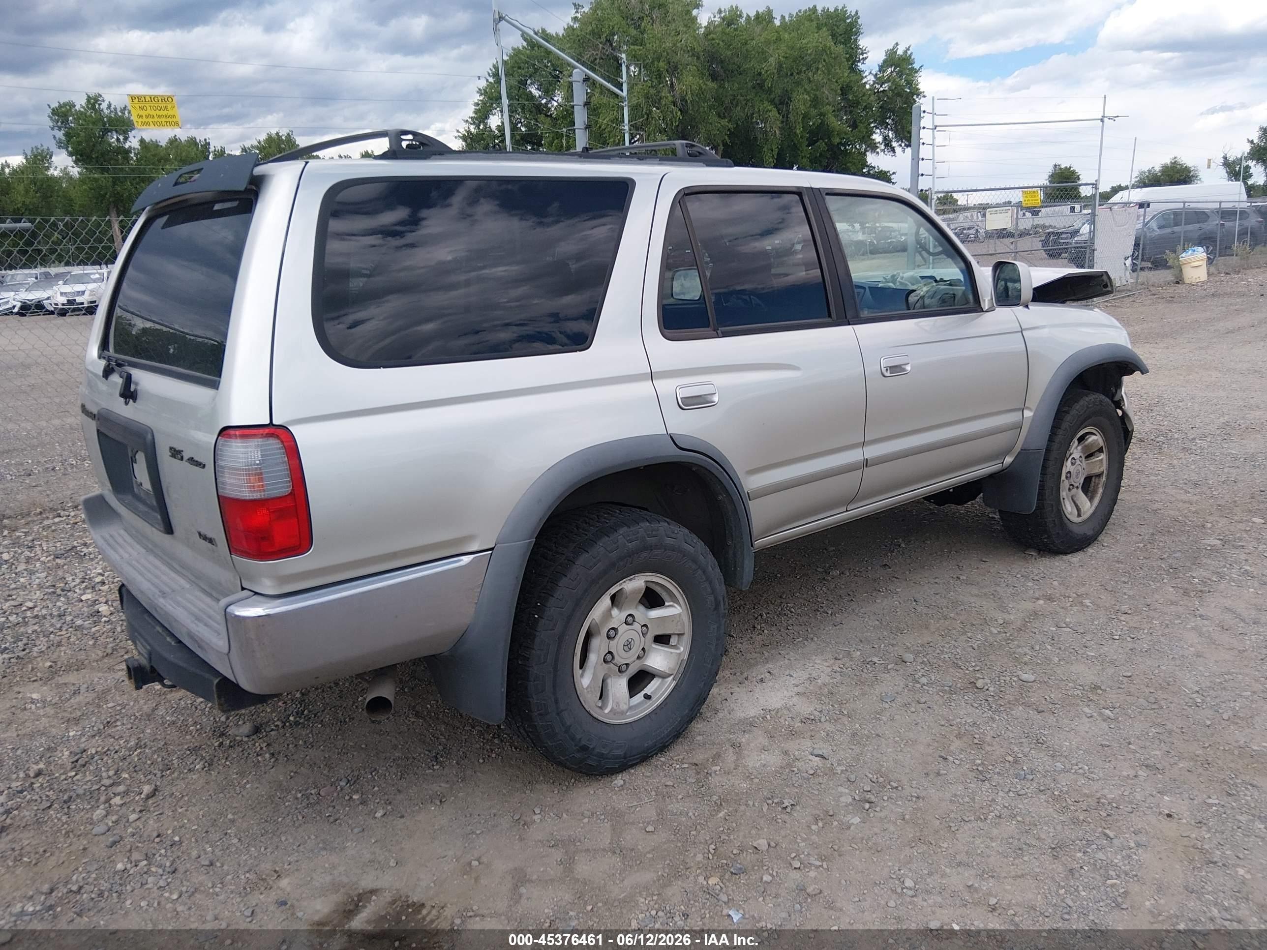 2000 Toyota 4runner Sr5 V6 Silver vin: JT3HN86R8Y0265502
