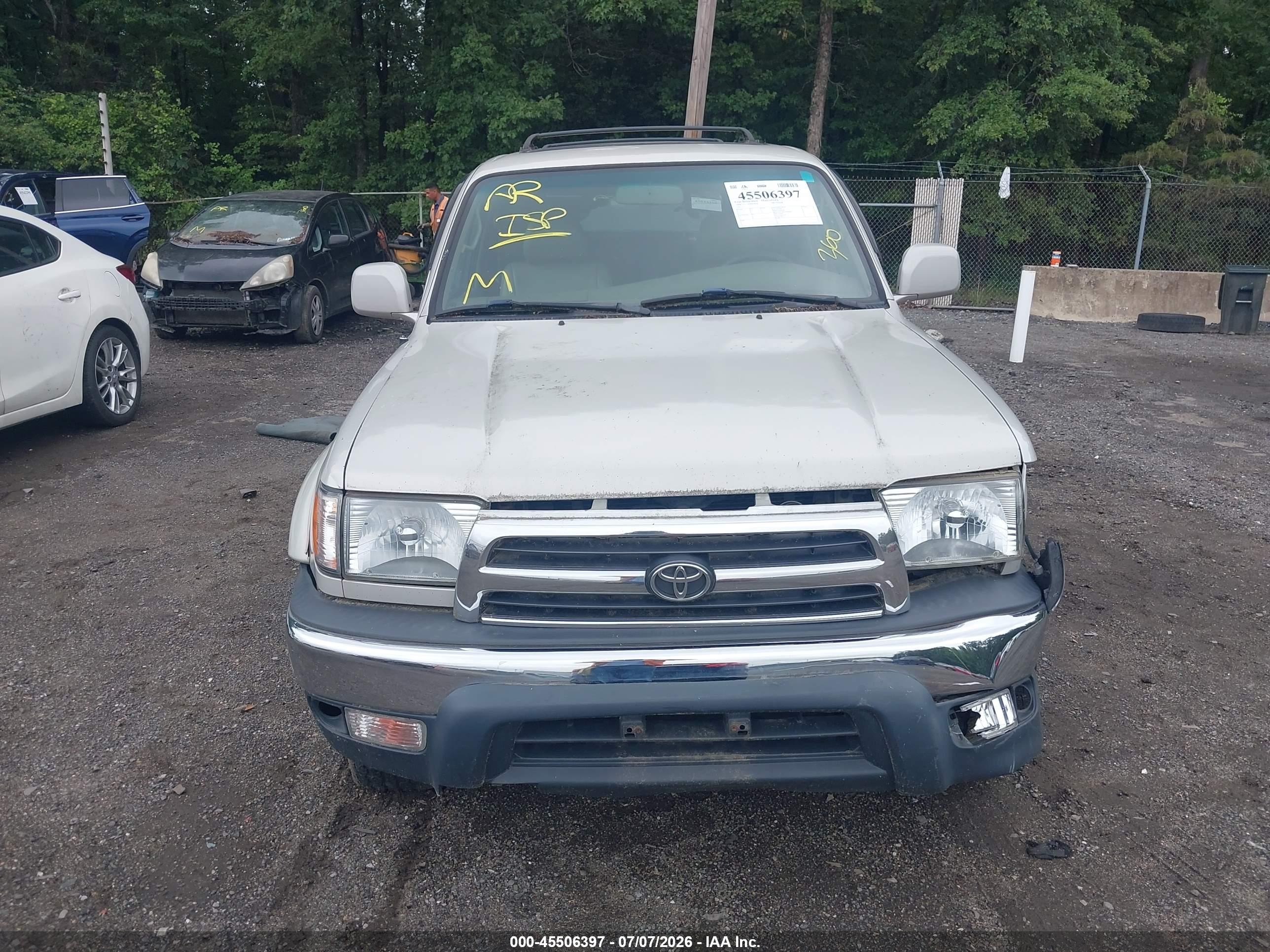 2000 Toyota 4runner Sr5 Gold vin: JT3HN86R8Y0320756