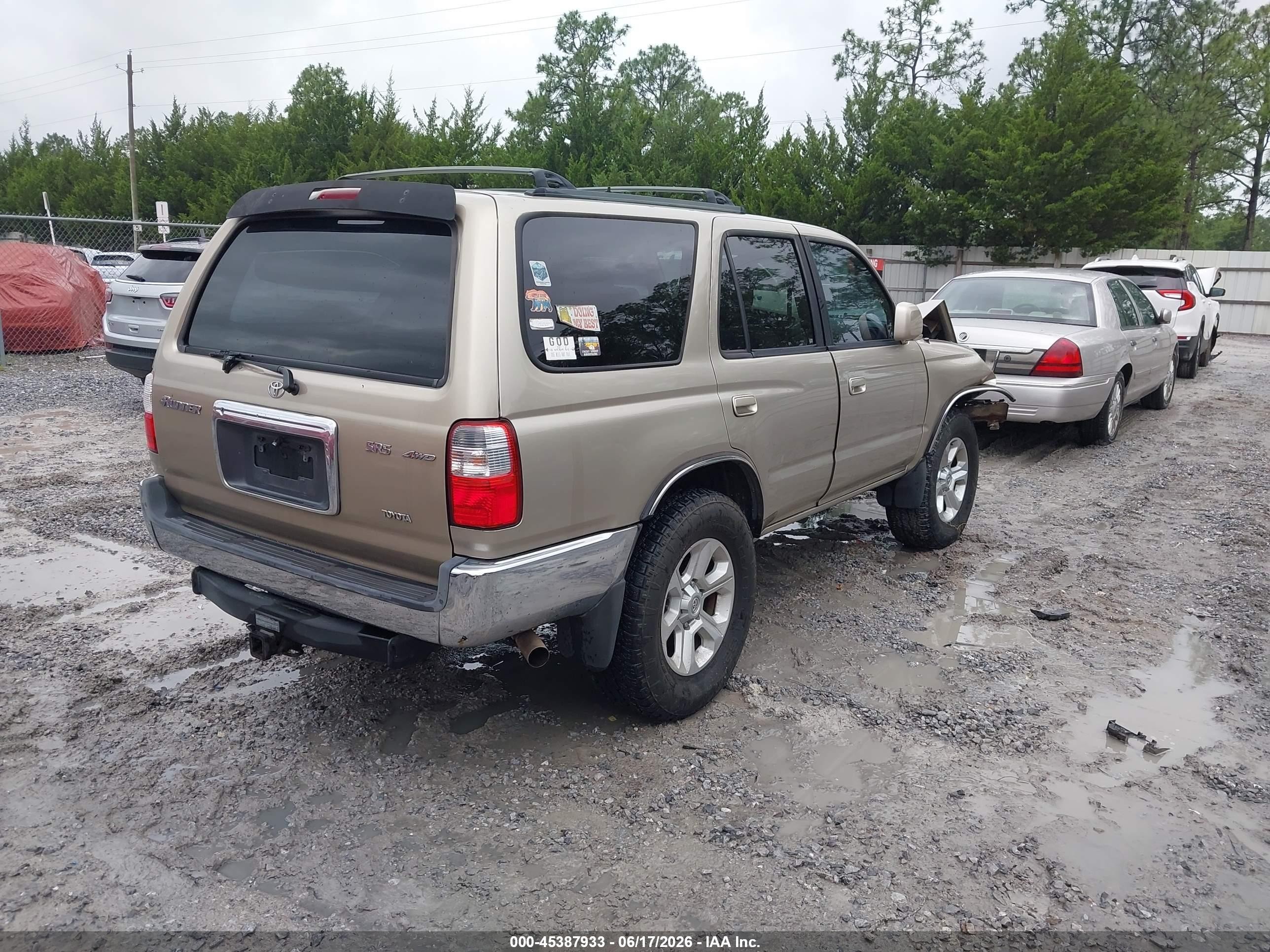 2002 Toyota 4runner Sr5 V6 Gold vin: JT3HN86R929078093