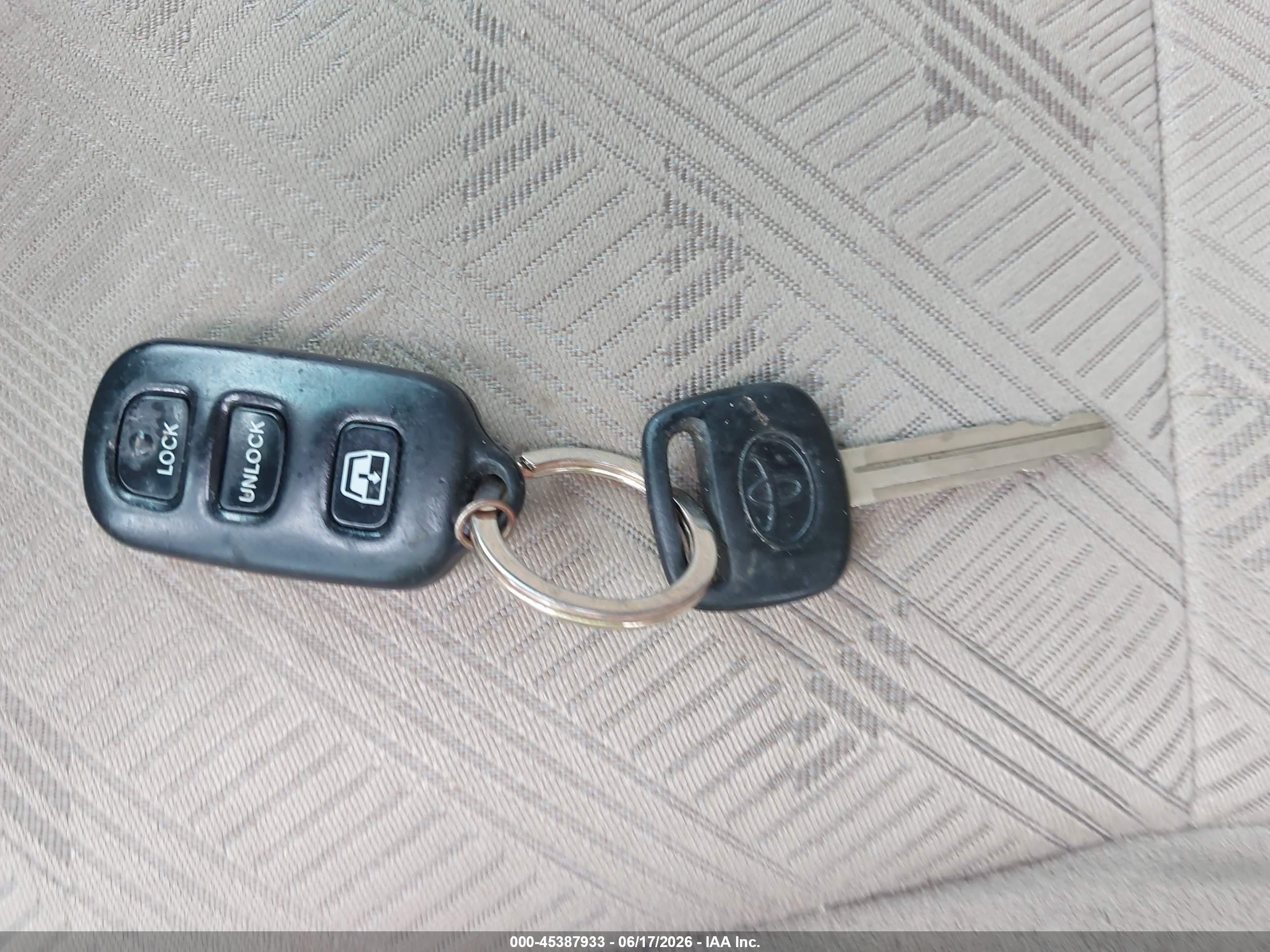 2002 Toyota 4runner Sr5 V6 Gold vin: JT3HN86R929078093
