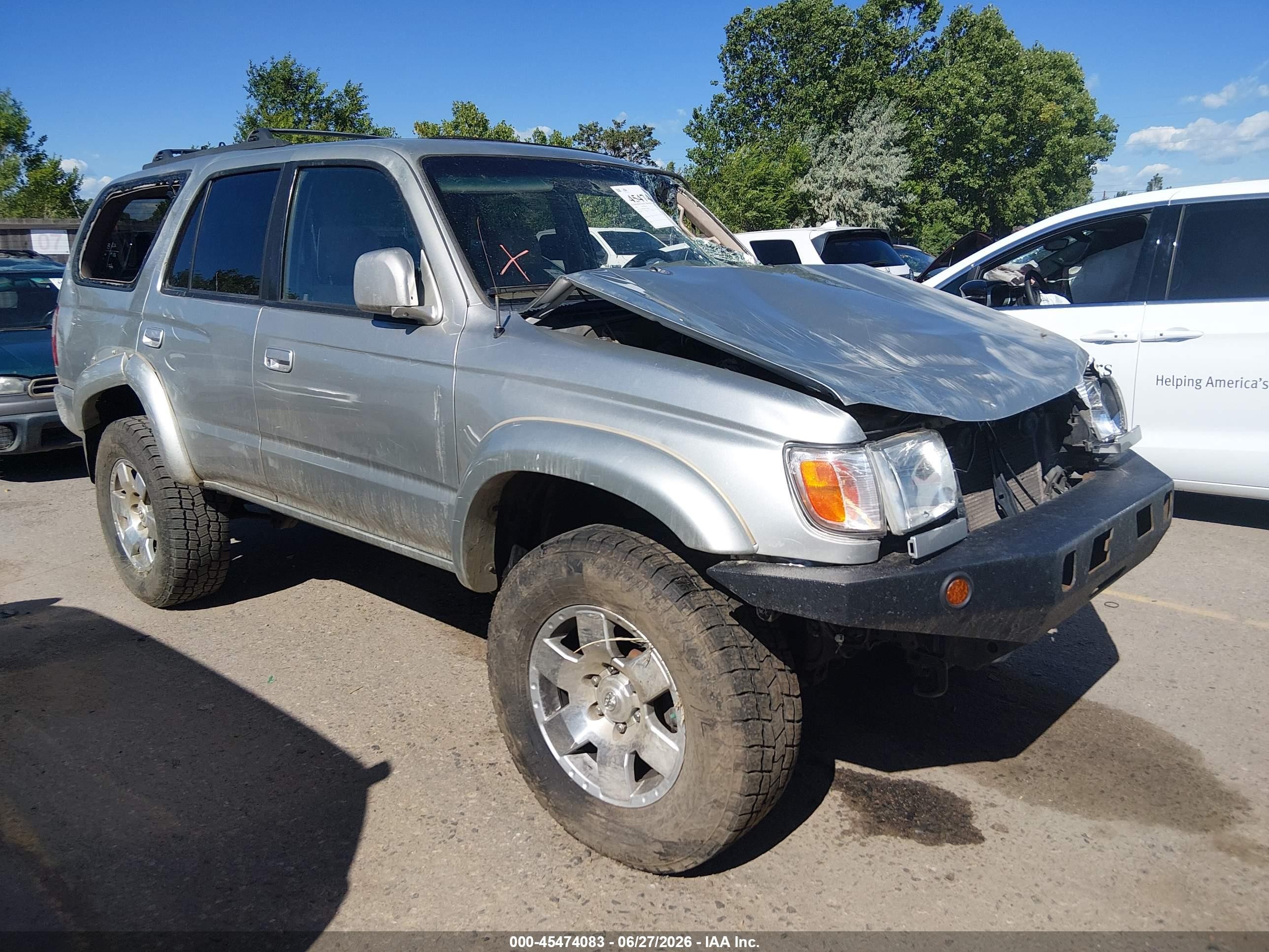 2000 Toyota 4runner Sr5 V6 Silver vin: JT3HN86R9Y0303688