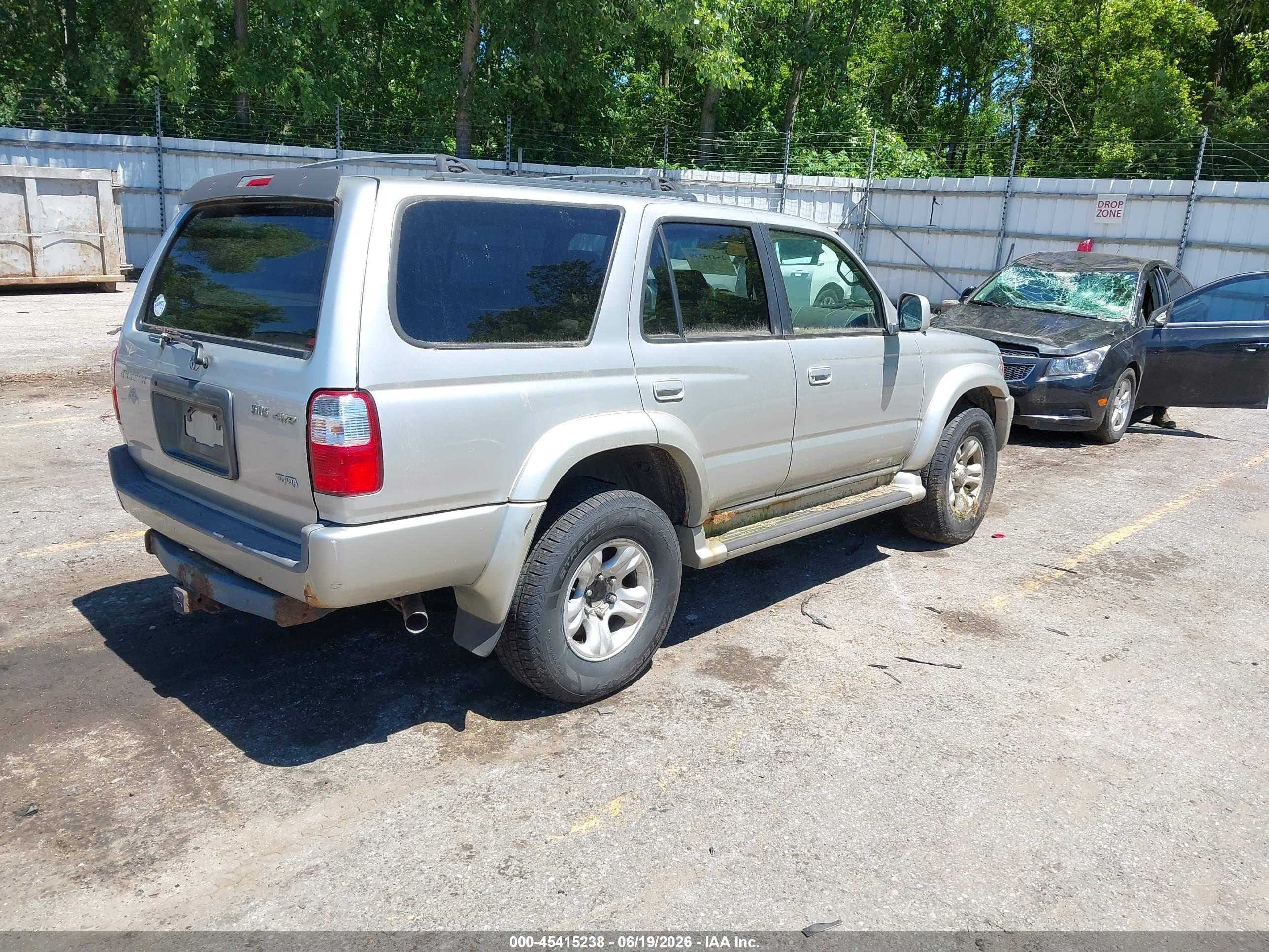 2001 Toyota 4runner Sr5 V6 Silver vin: JT3HN86RX10338648