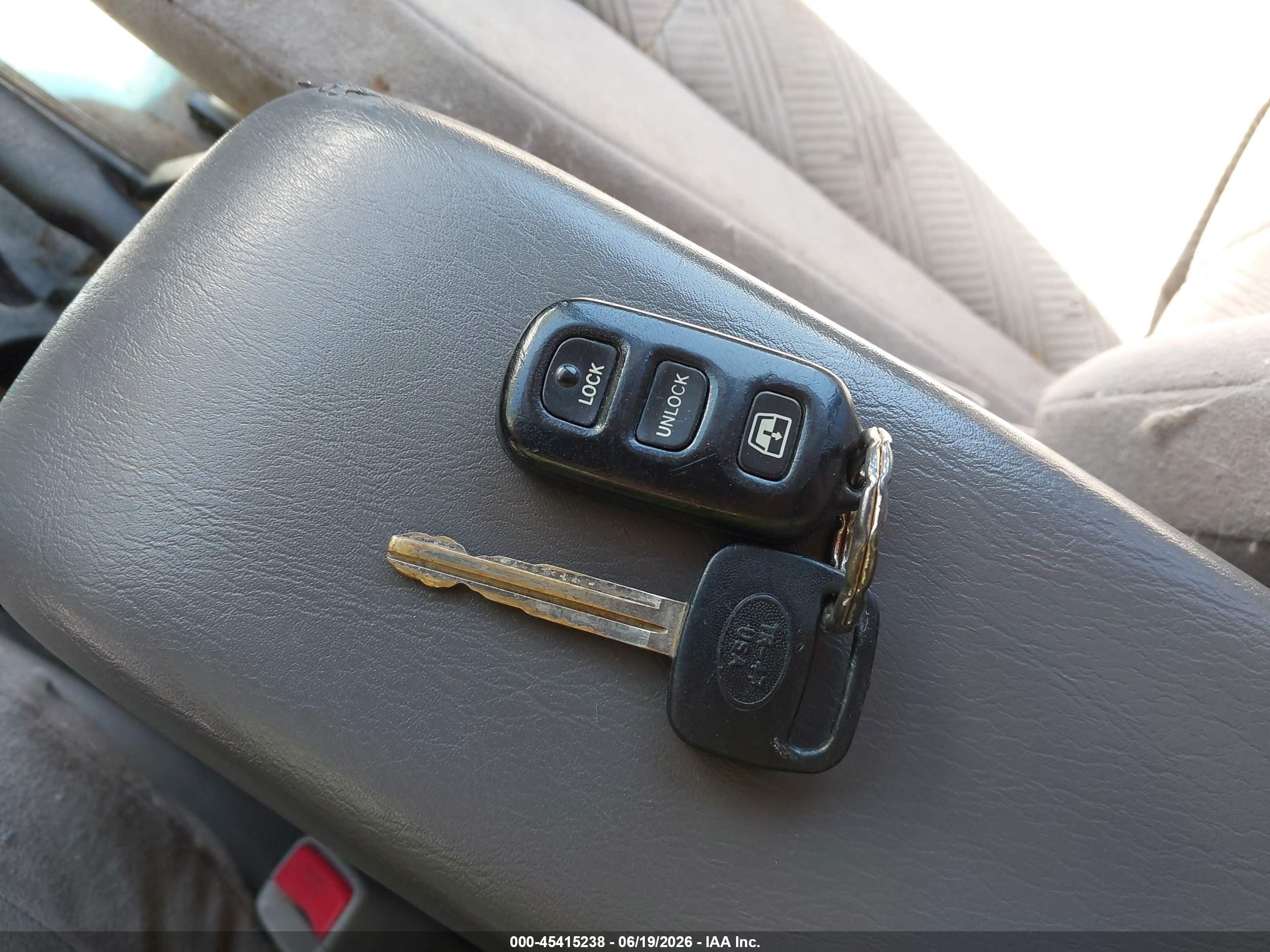 2001 Toyota 4runner Sr5 V6 Silver vin: JT3HN86RX10338648