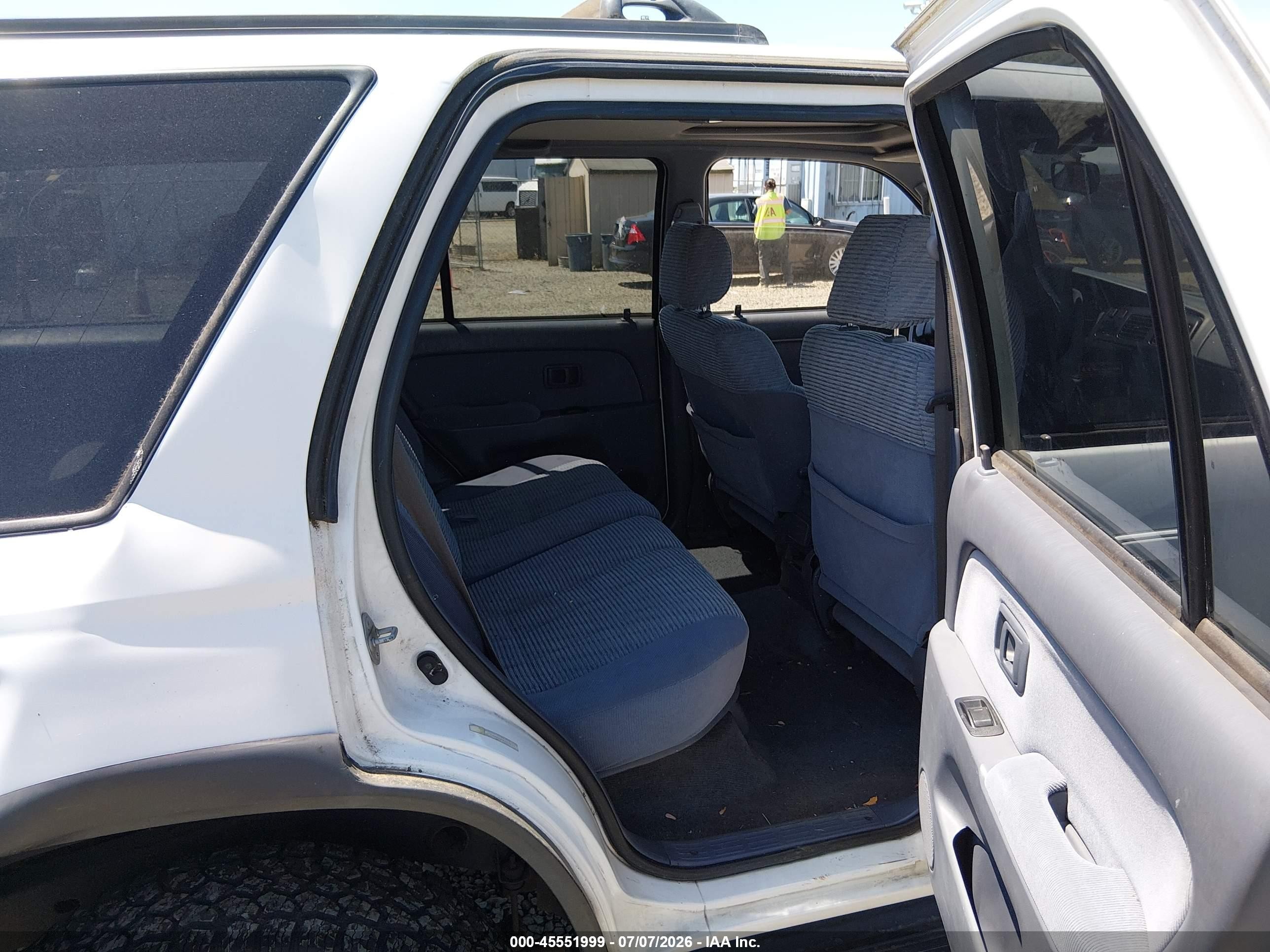 1997 Toyota 4runner Sr5 V6 White vin: JT3HN86RXV0063613