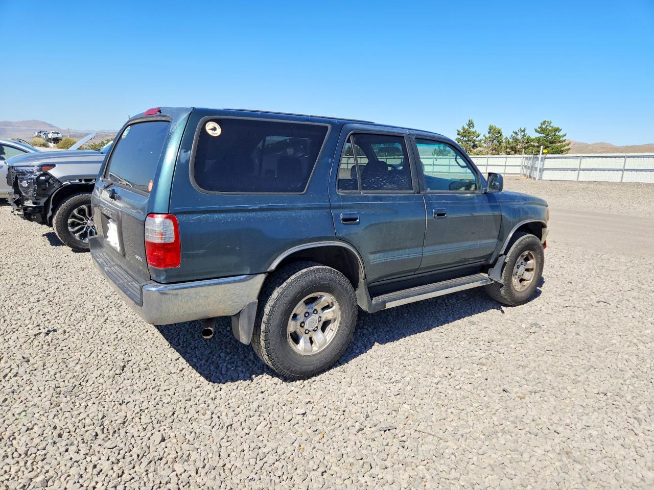 1997 Toyota 4runner Sr5 Green vin: JT3HN86RXV0087684