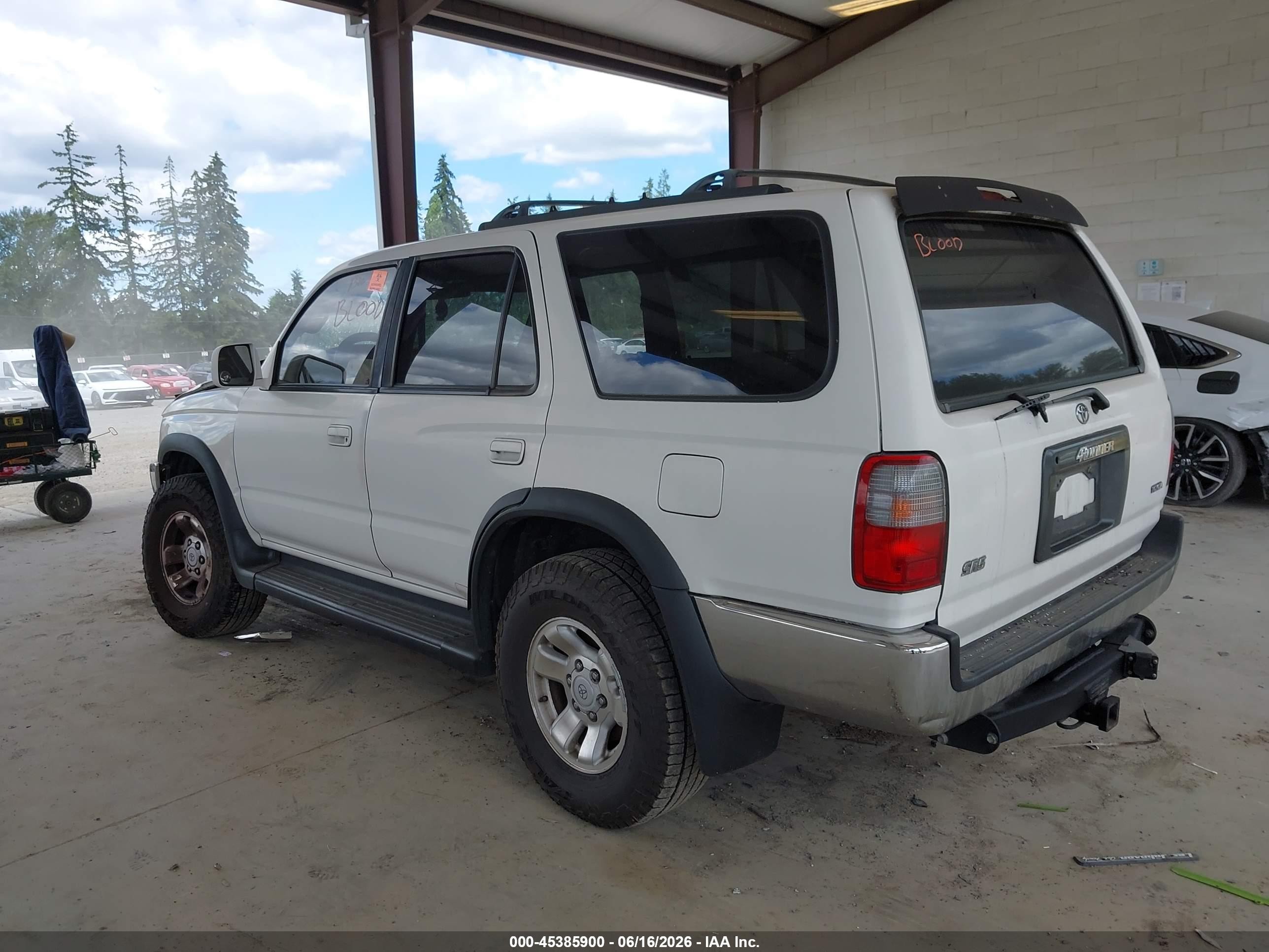 1998 Toyota 4runner Sr5 V6 White vin: JT3HN86RXW0137811