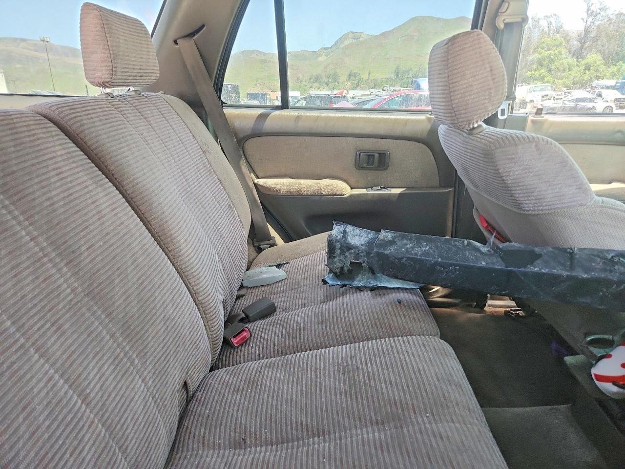 1998 Toyota 4runner Sr5 Gray vin: JT3HN86RXW0154592