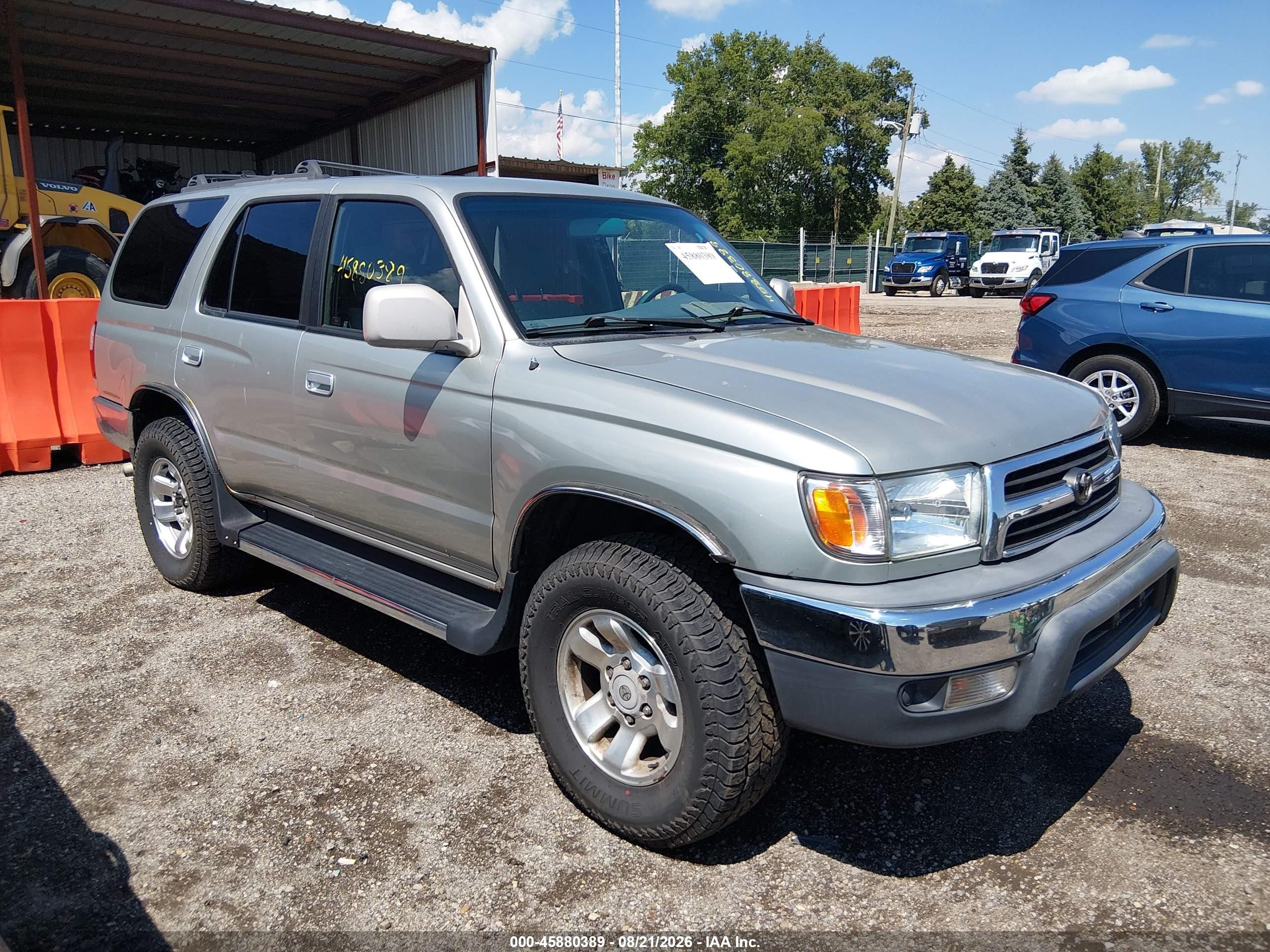 2000 Toyota 4runner Sr5 V6 Silver vin: JT3HN86RXY0282303