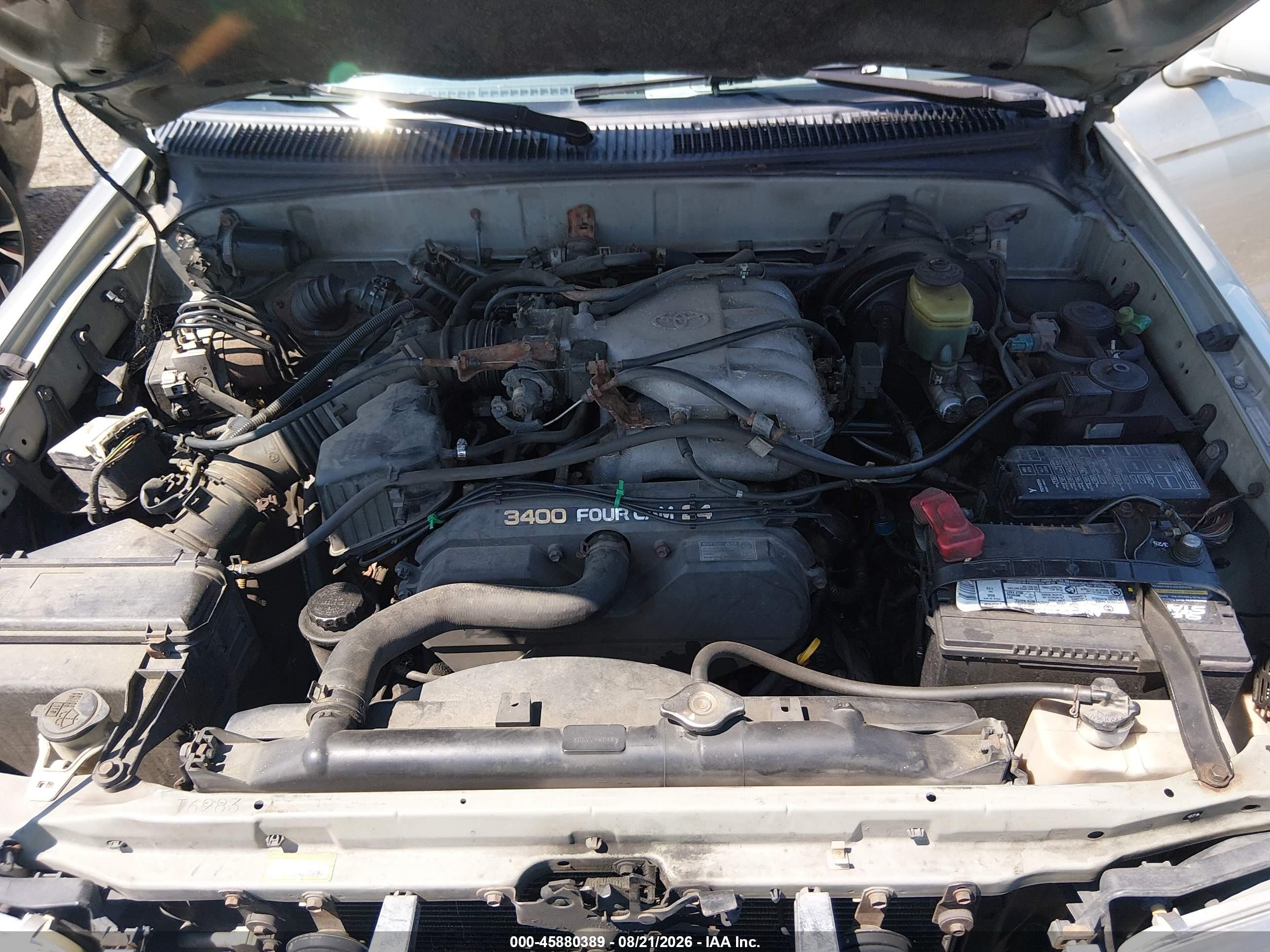 2000 Toyota 4runner Sr5 V6 Silver vin: JT3HN86RXY0282303