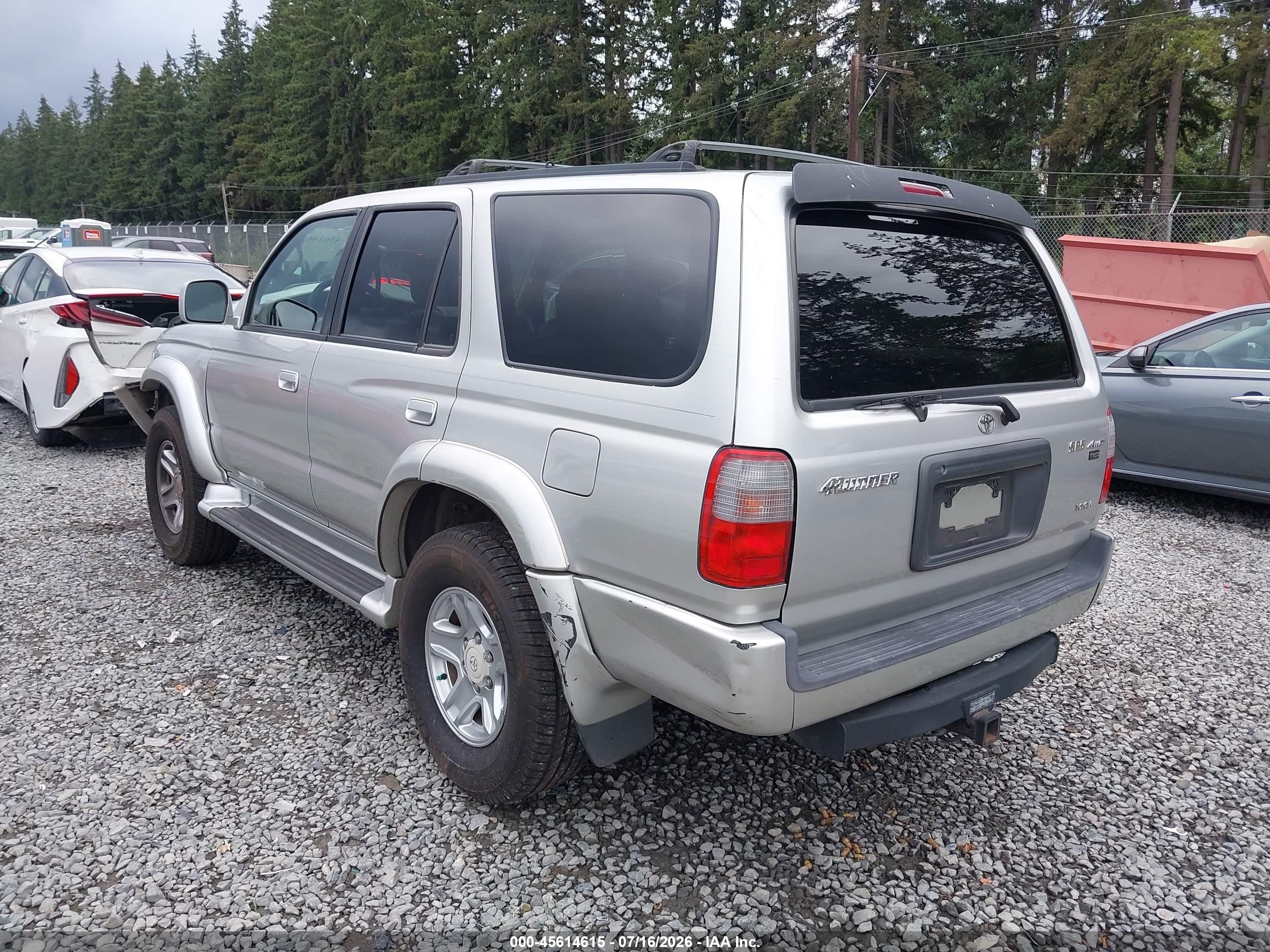 2000 Toyota 4runner Sr5 V6 Silver vin: JT3HN86RXY0320841