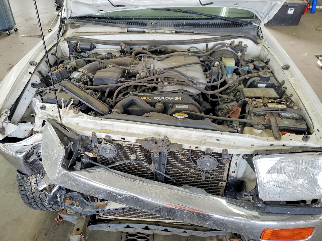 1996 Toyota 4runner Limited White vin: JT3HN87R0T0040255