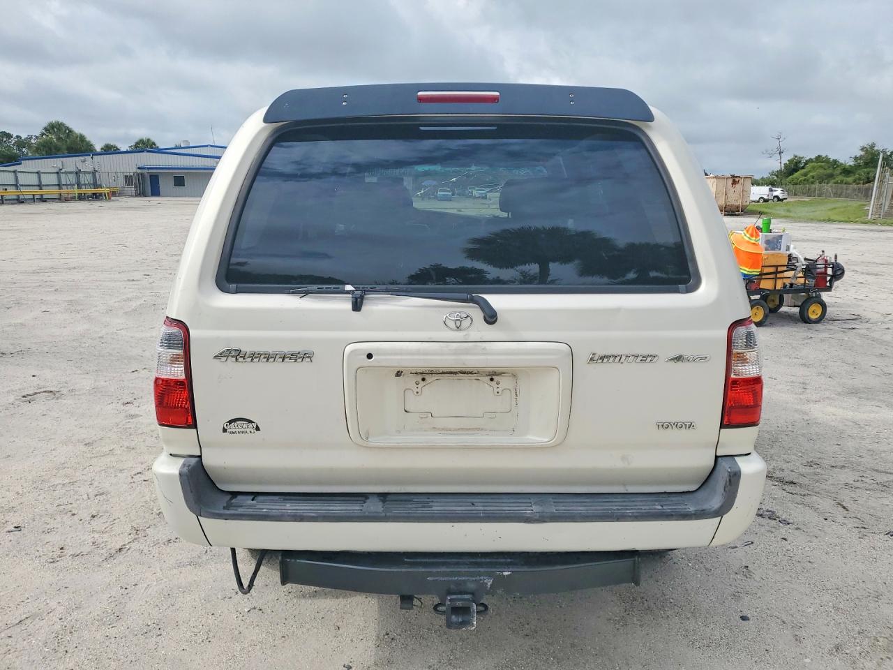 2002 Toyota 4runner Limited White vin: JT3HN87R129075316