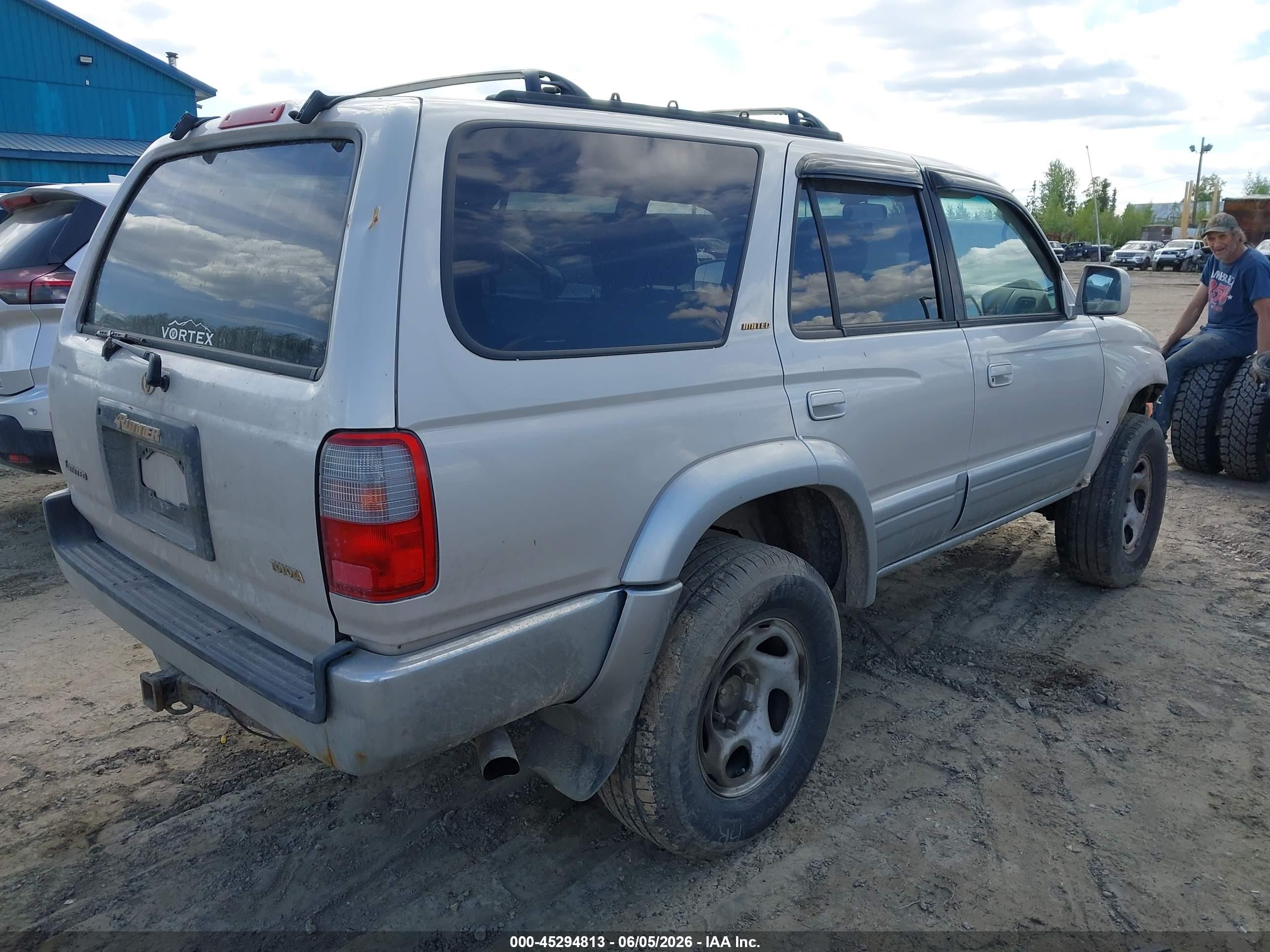 1998 Toyota 4runner Sr5 V6 Limited Silver vin: JT3HN87R1W9011296
