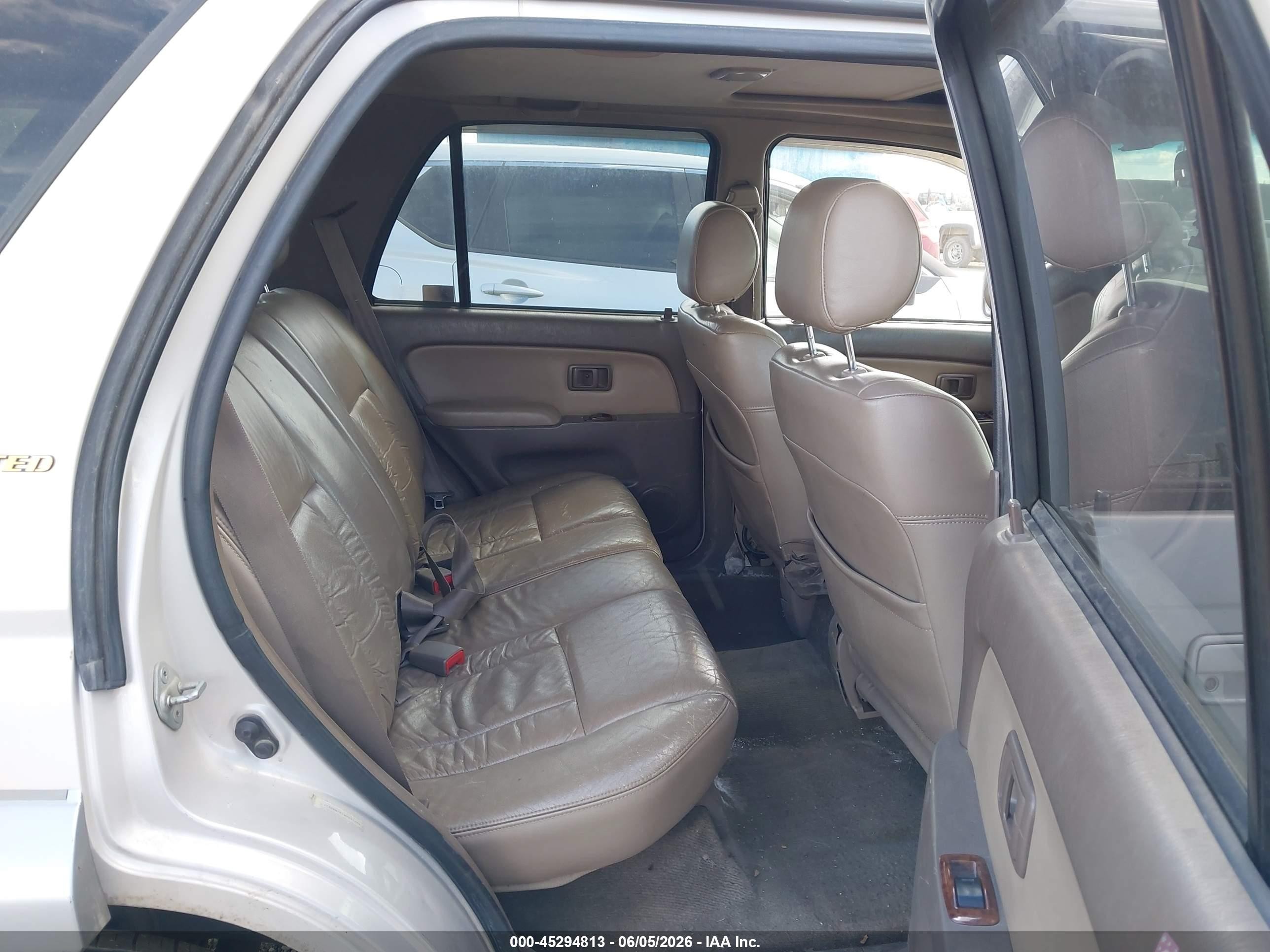 1998 Toyota 4runner Sr5 V6 Limited Silver vin: JT3HN87R1W9011296
