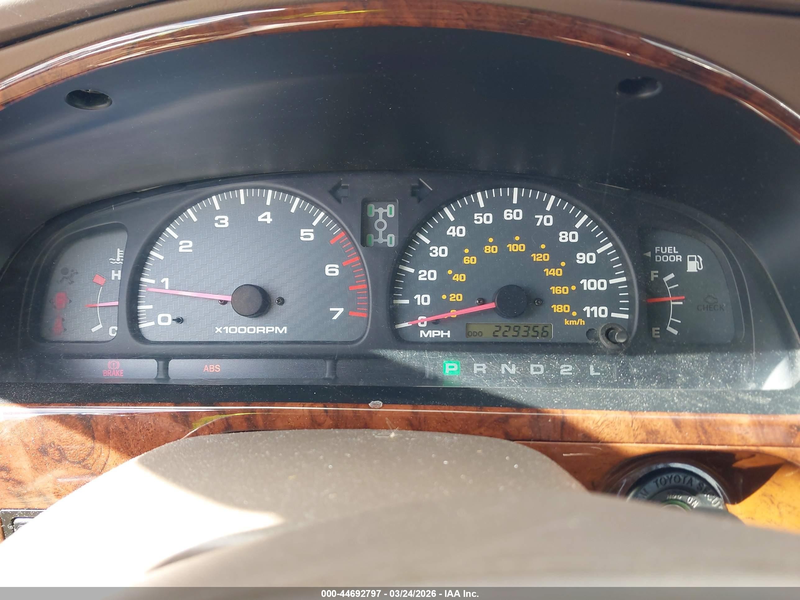 1999 Toyota 4runner Limited V6 White vin: JT3HN87R1X0234704