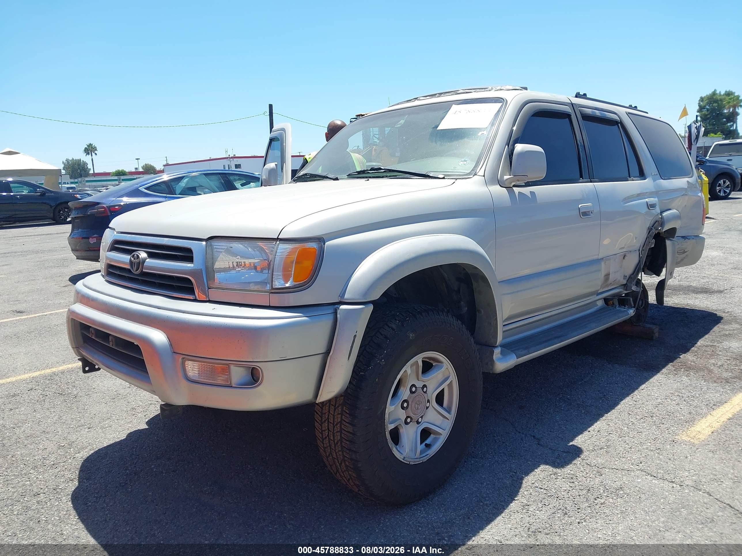 1999 Toyota 4runner Limited V6 Champagne vin: JT3HN87R1X0258744