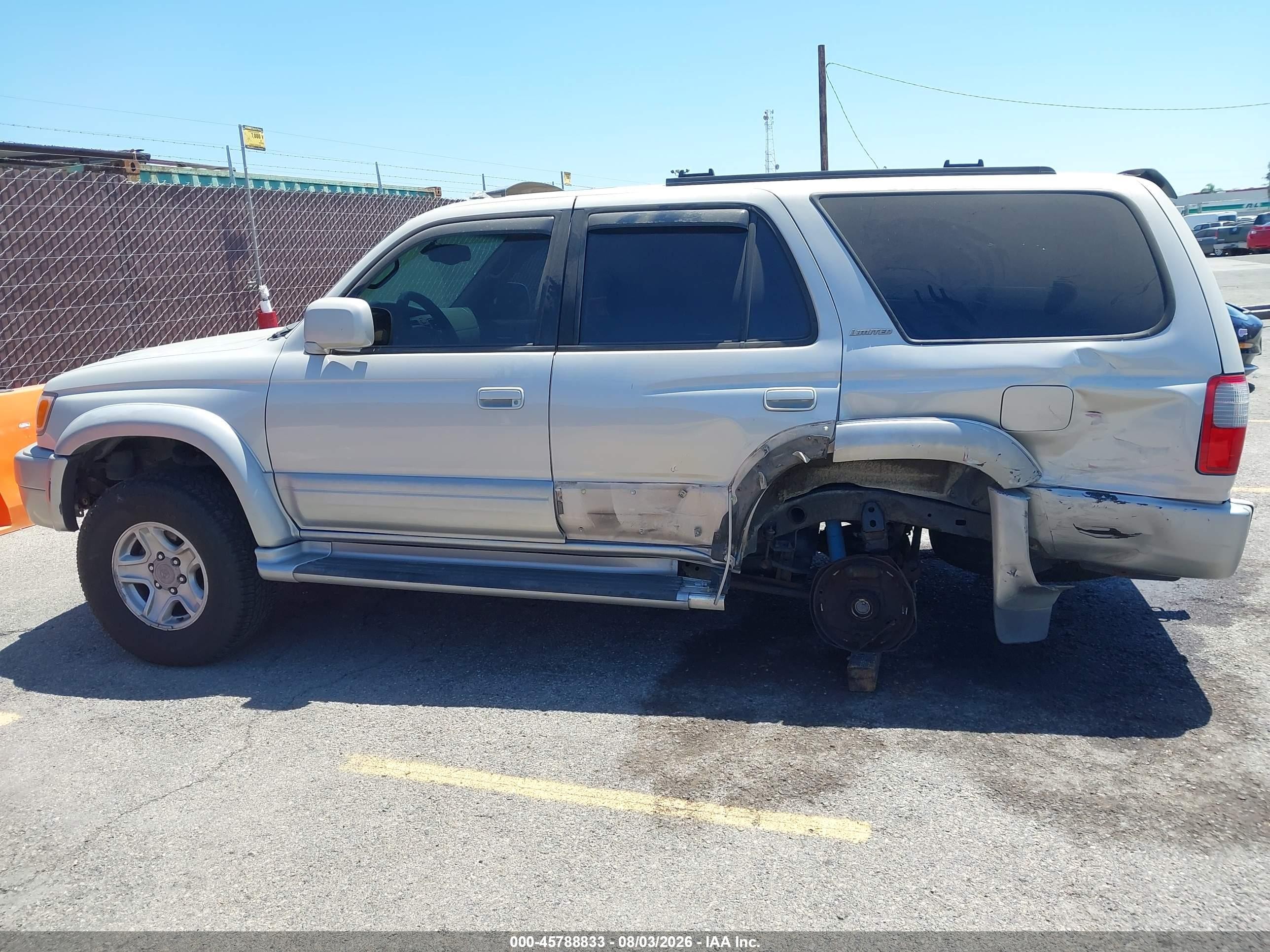 1999 Toyota 4runner Limited V6 Champagne vin: JT3HN87R1X0258744