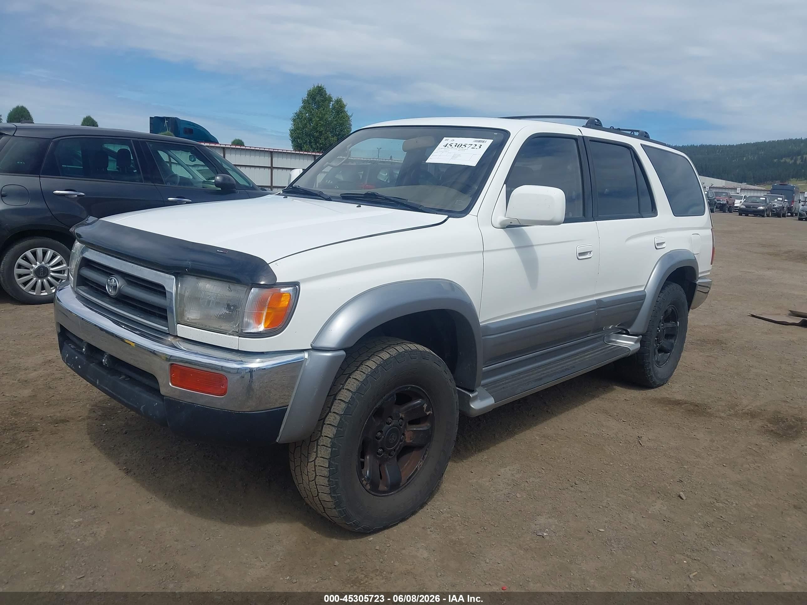 1997 Toyota 4runner Sr5 V6 Limited White vin: JT3HN87R2V0086155