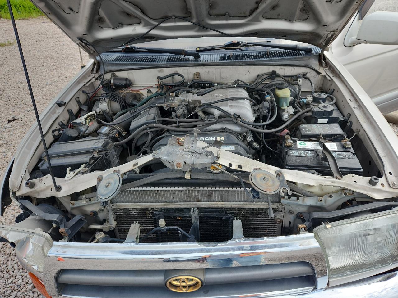 1997 Toyota 4runner Limited Tan vin: JT3HN87R2V0090769