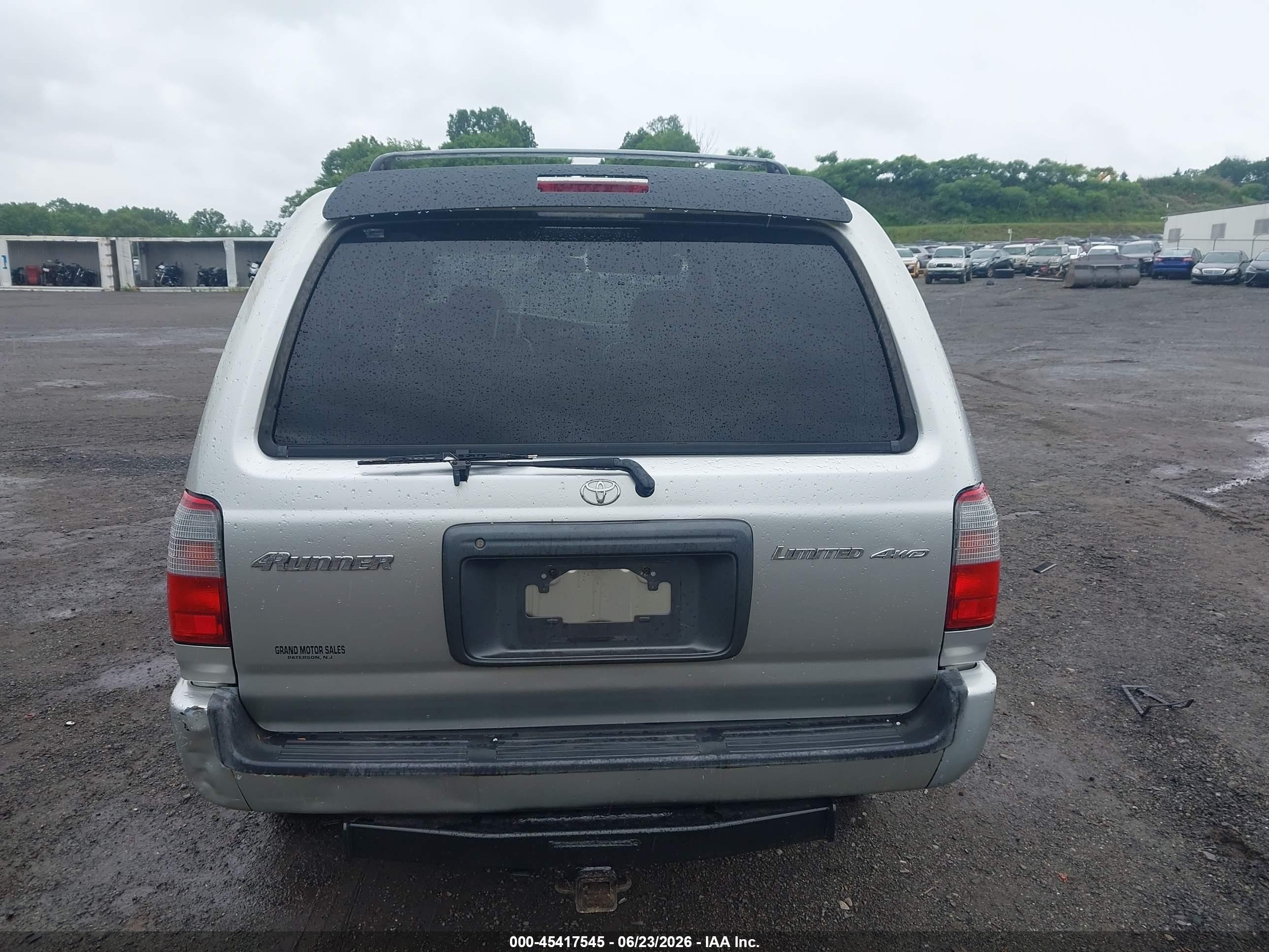 1999 Toyota 4runner Limited V6 Silver vin: JT3HN87R2X0244710