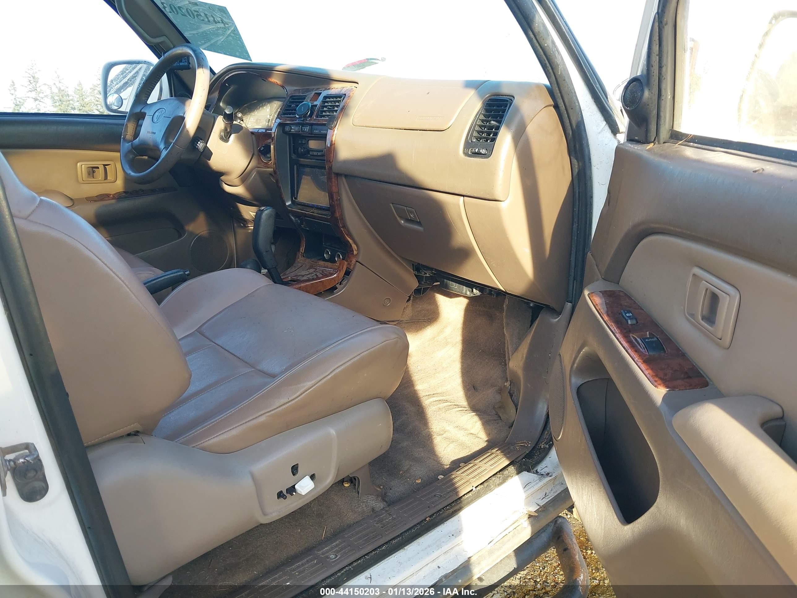 1999 Toyota 4runner Limited V6 White vin: JT3HN87R2X0255061