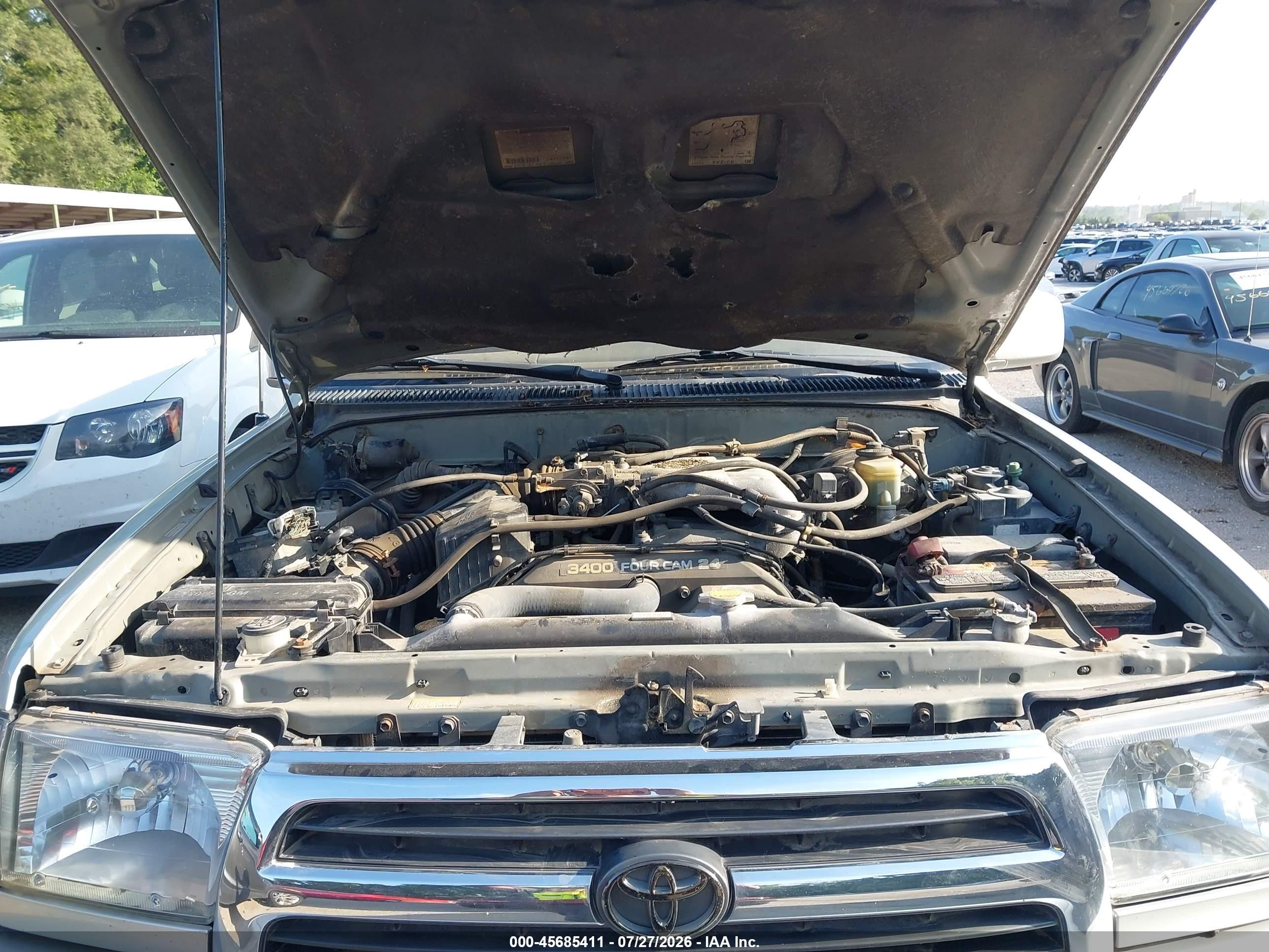2000 Toyota 4runner Limited V6 Серебряный vin: JT3HN87R2Y0275814