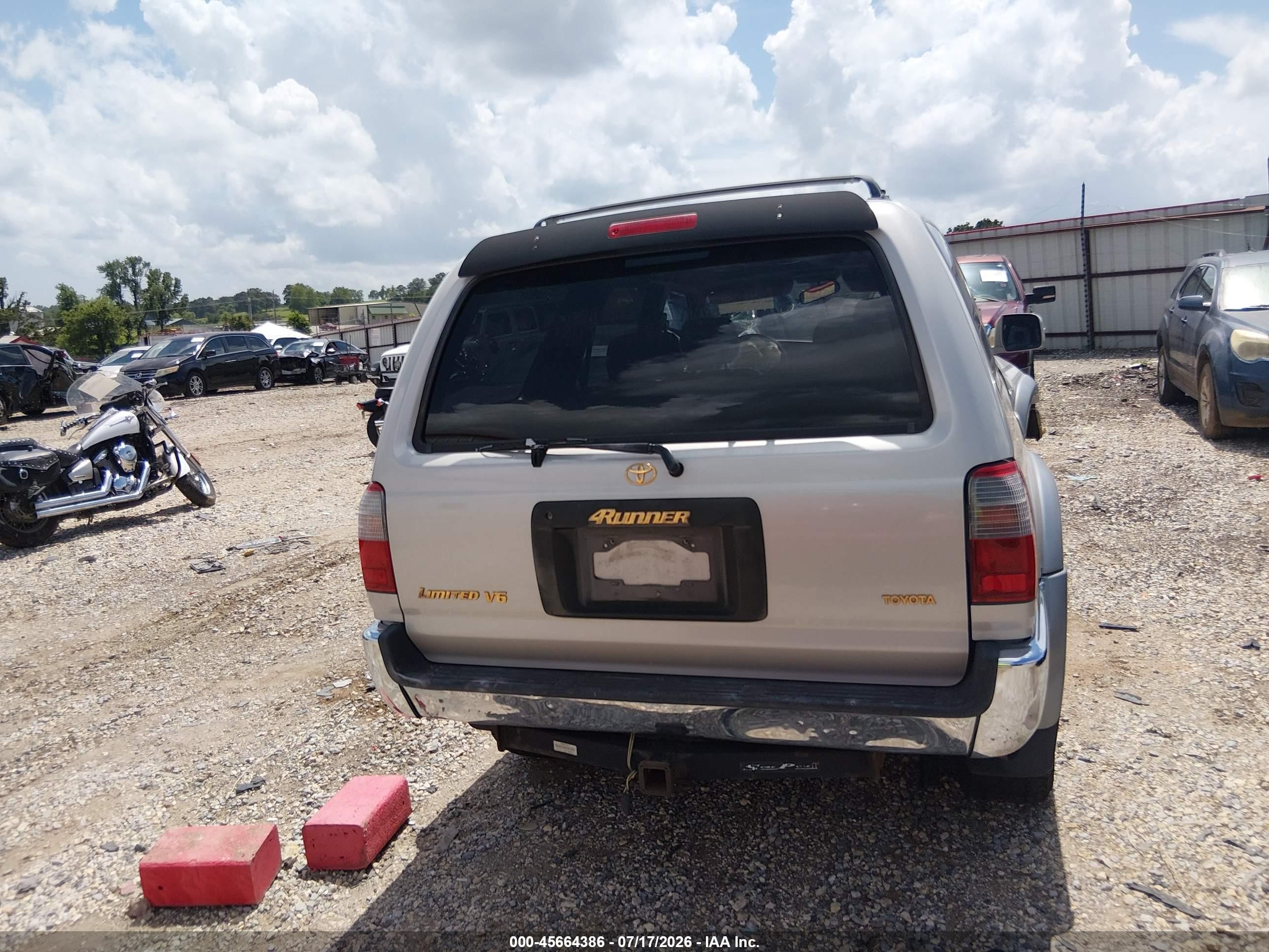 1998 Toyota 4runner Limited Cream vin: JT3HN87R3W0186637