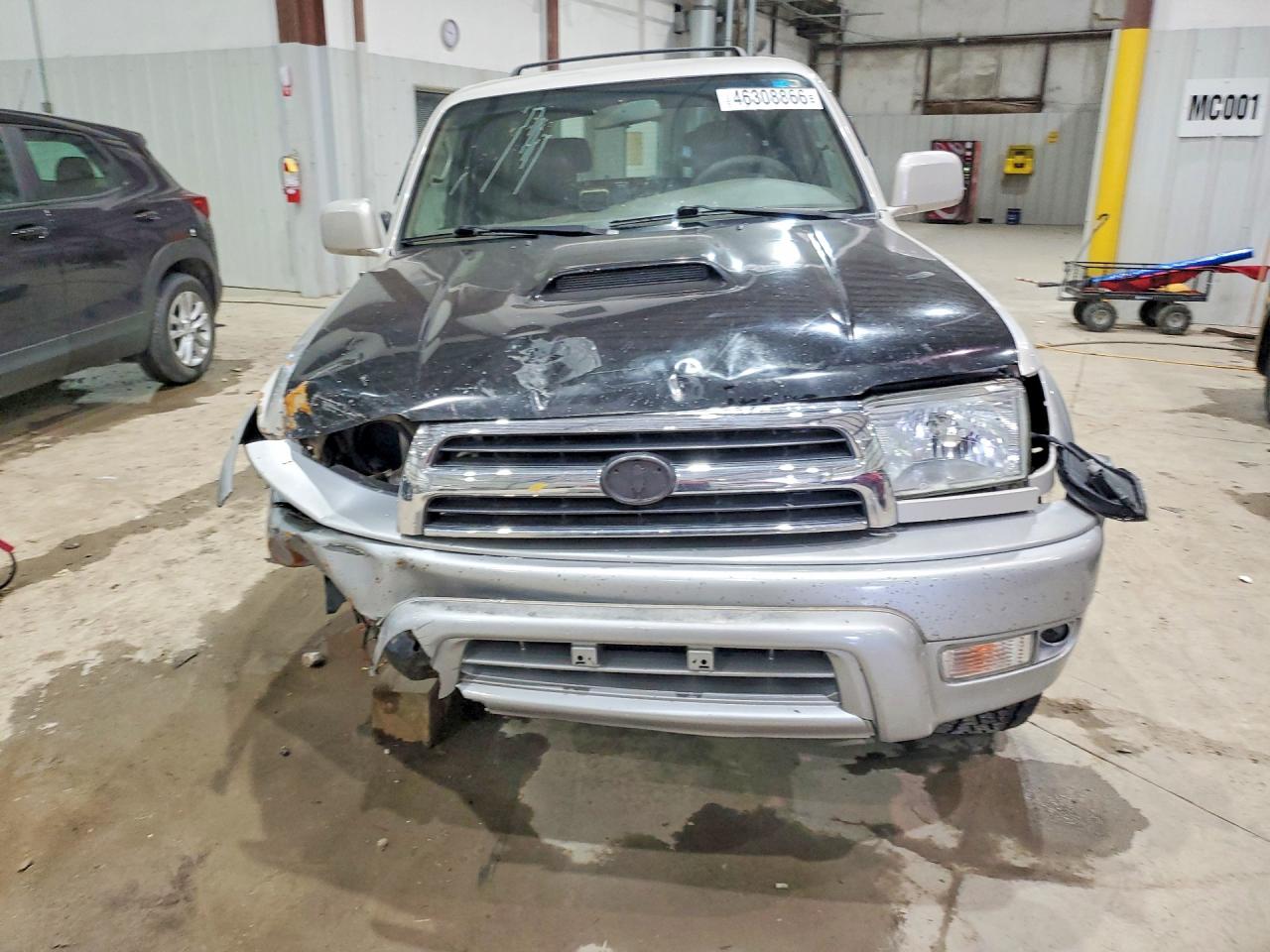 1999 Toyota 4runner Limited Silver vin: JT3HN87R3X0242044