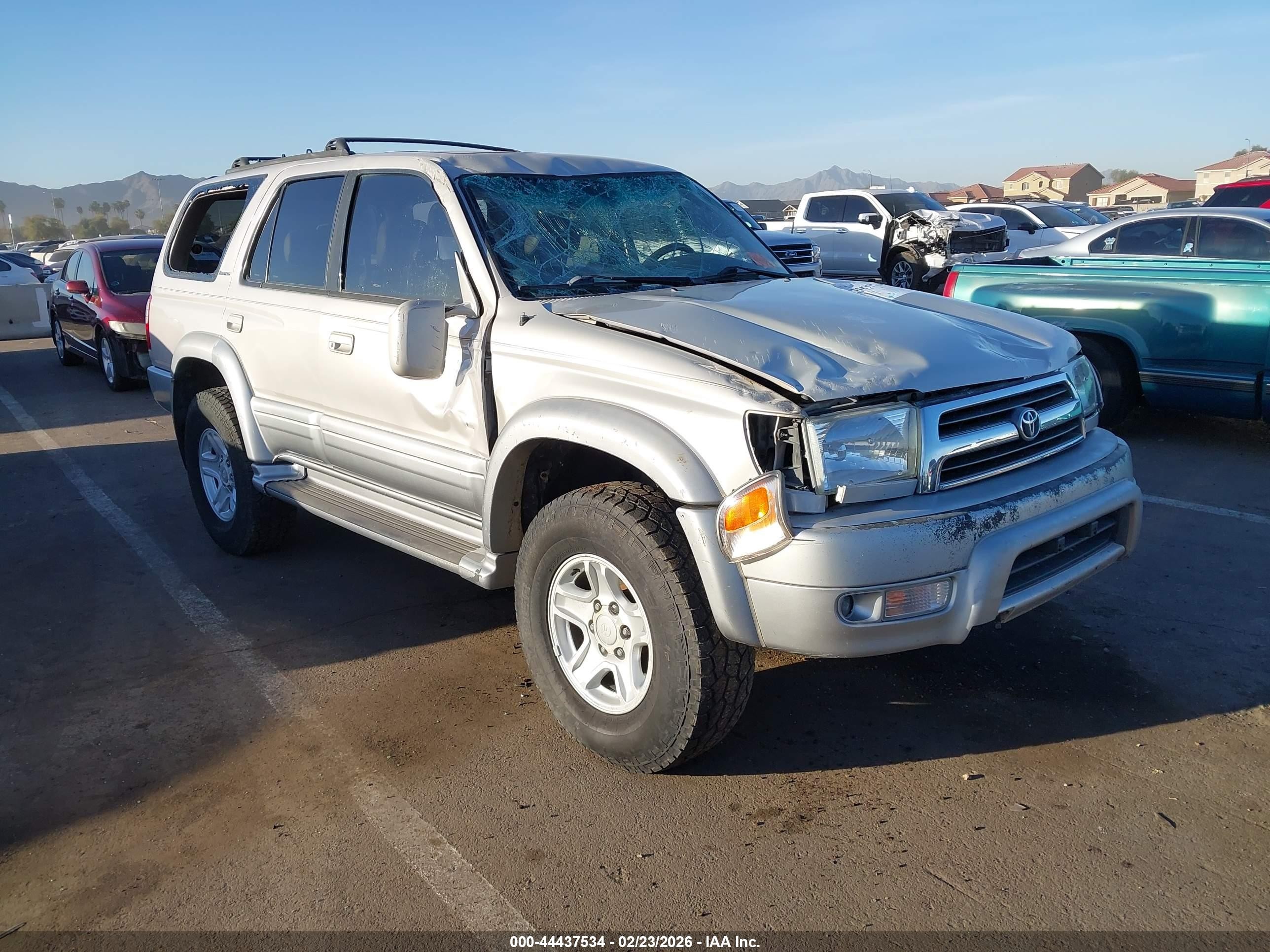 1999 Toyota 4runner Limited V6 Серебряный vin: JT3HN87R3X9022401
