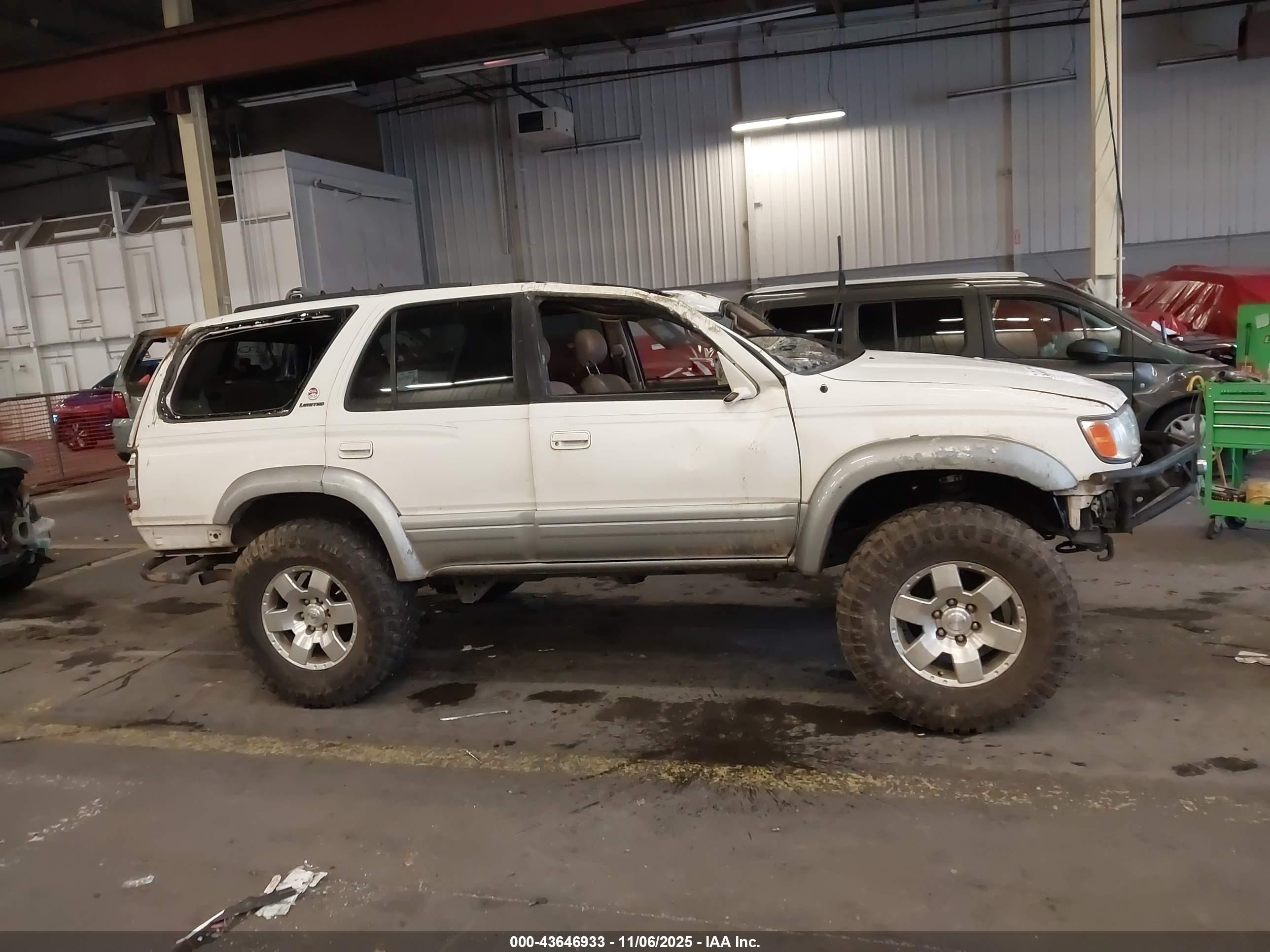 1998 Toyota 4runner Sr5 V6 Limited White vin: JT3HN87R4W0133364