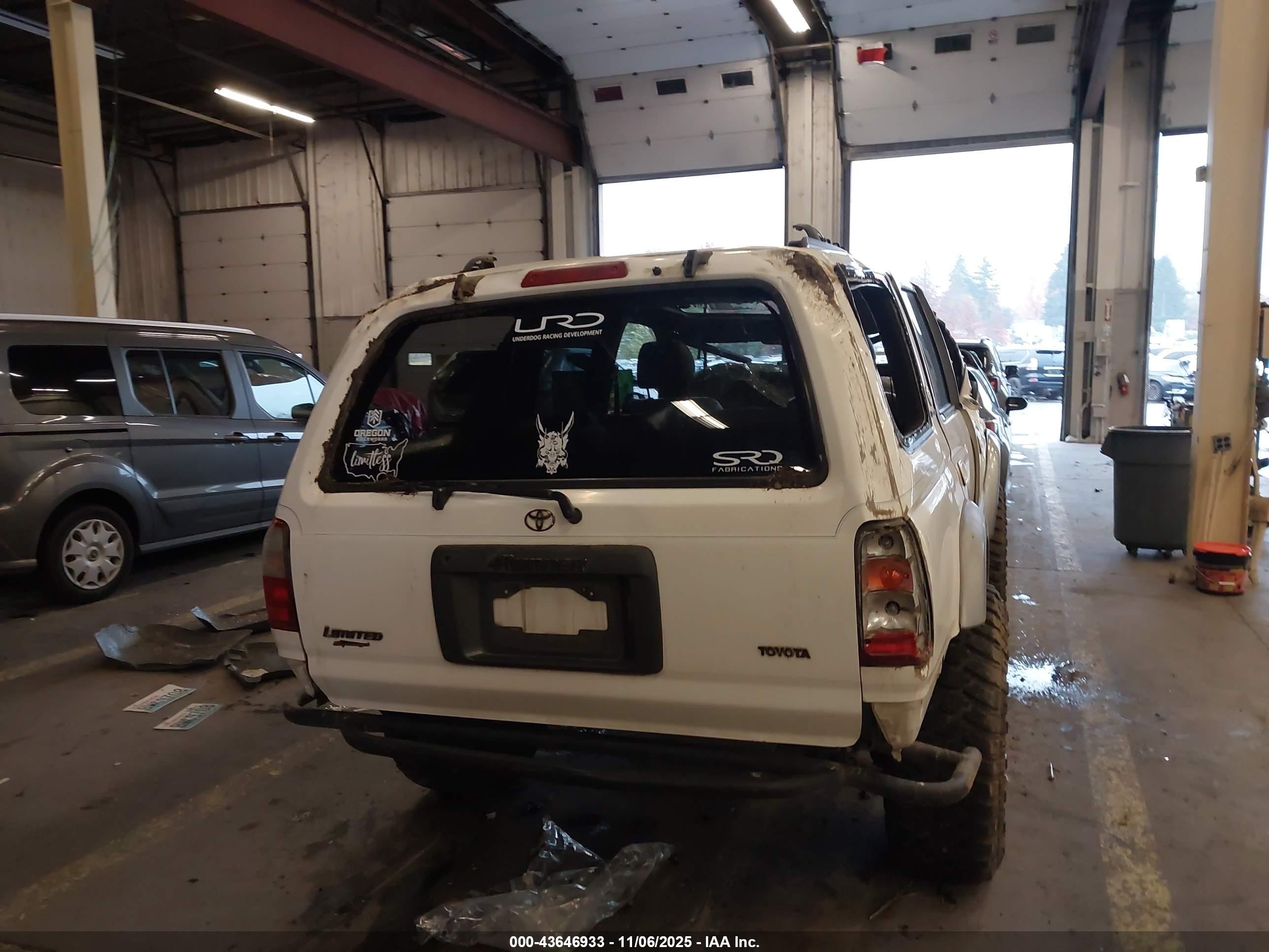 1998 Toyota 4runner Sr5 V6 Limited White vin: JT3HN87R4W0133364