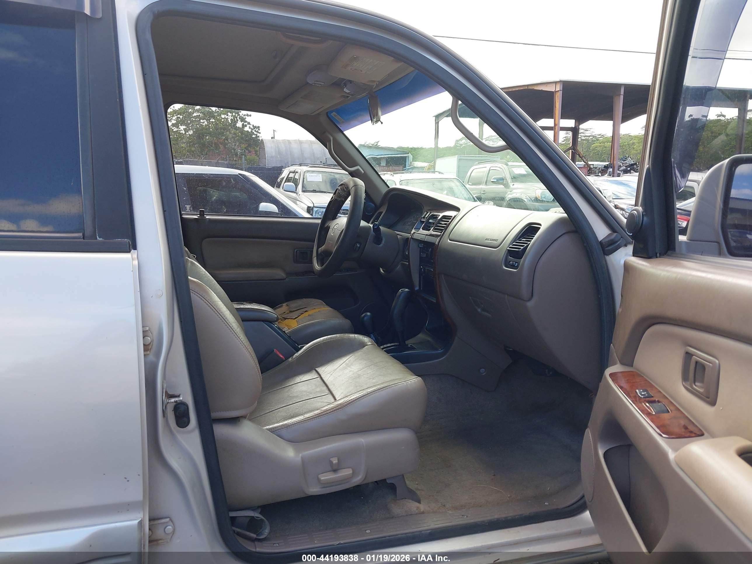 1998 Toyota 4runner Sr5 V6 Limited Gold vin: JT3HN87R4W0139634