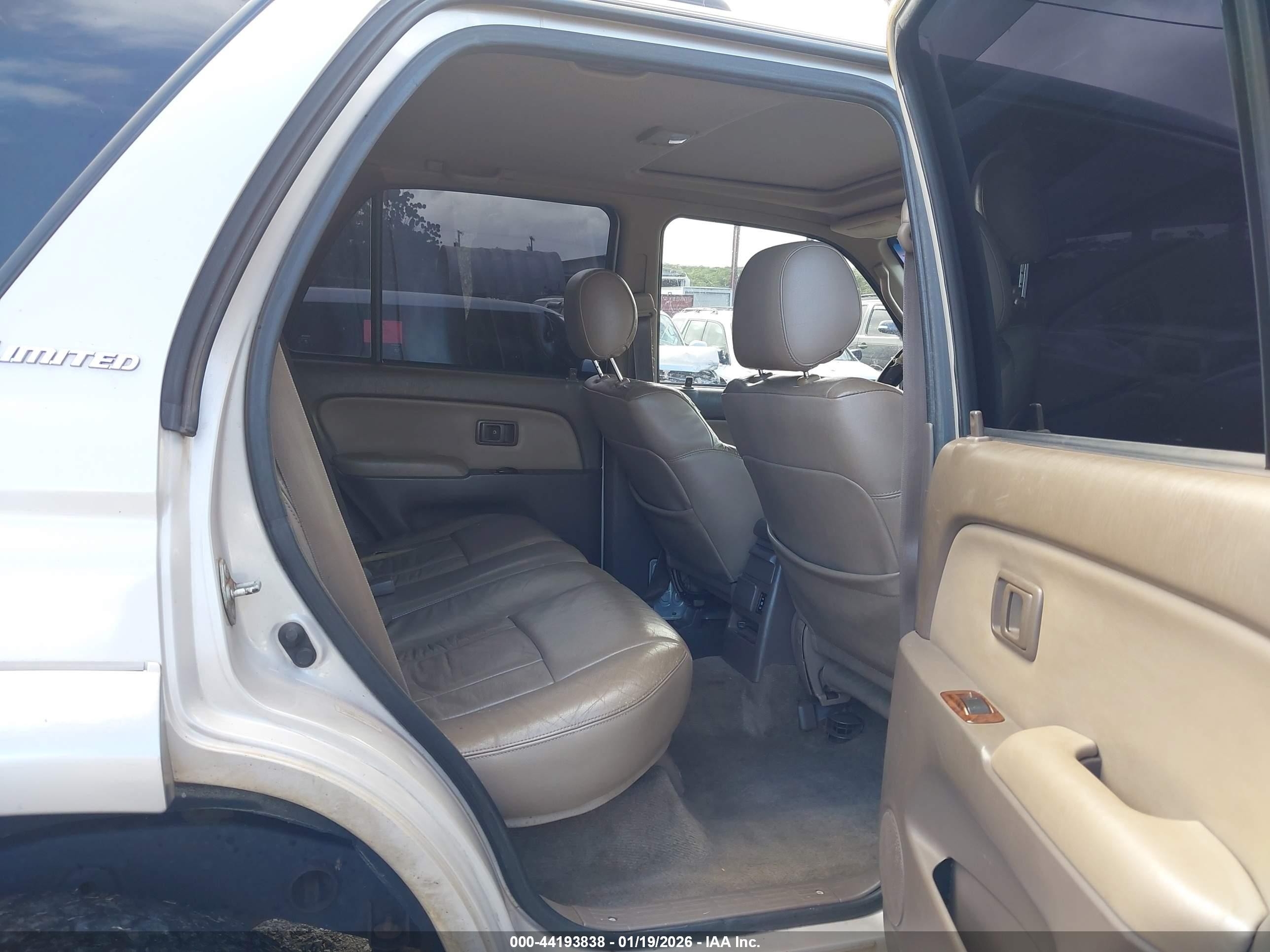 1998 Toyota 4runner Sr5 V6 Limited Gold vin: JT3HN87R4W0139634