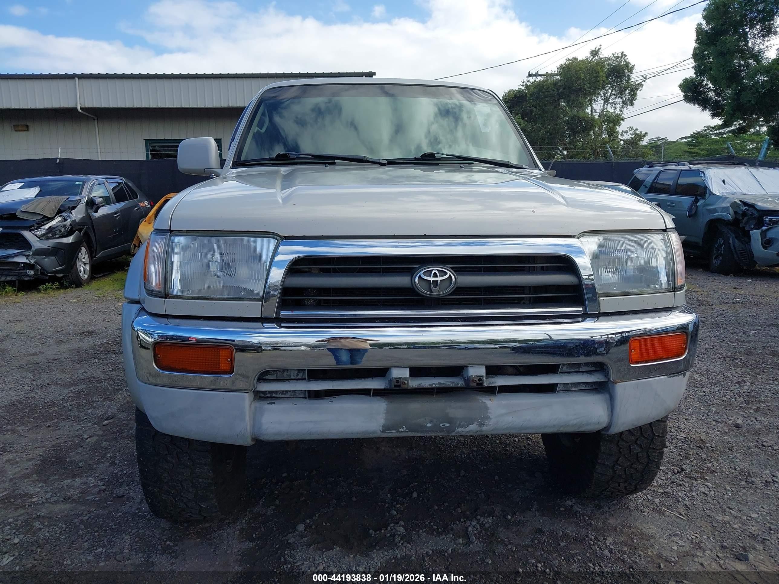 1998 Toyota 4runner Sr5 V6 Limited Gold vin: JT3HN87R4W0139634