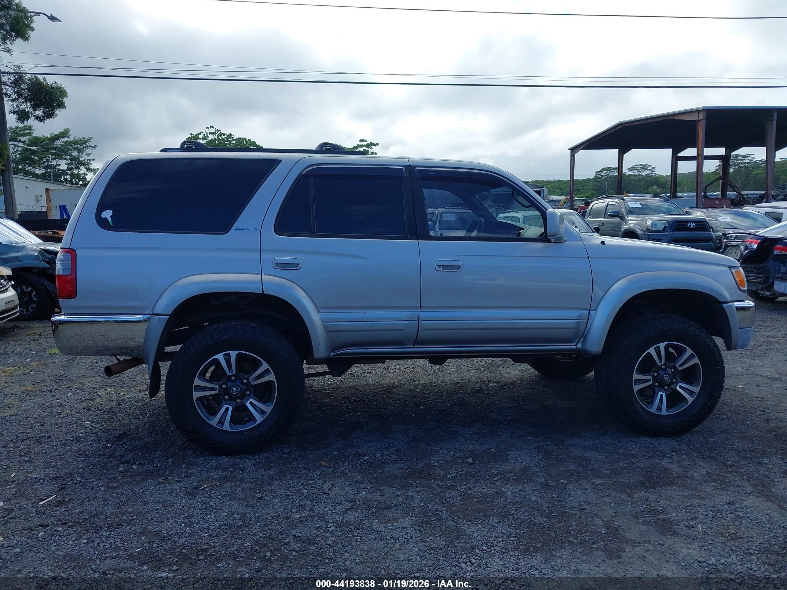 1998 Toyota 4runner Sr5 V6 Limited Gold vin: JT3HN87R4W0139634