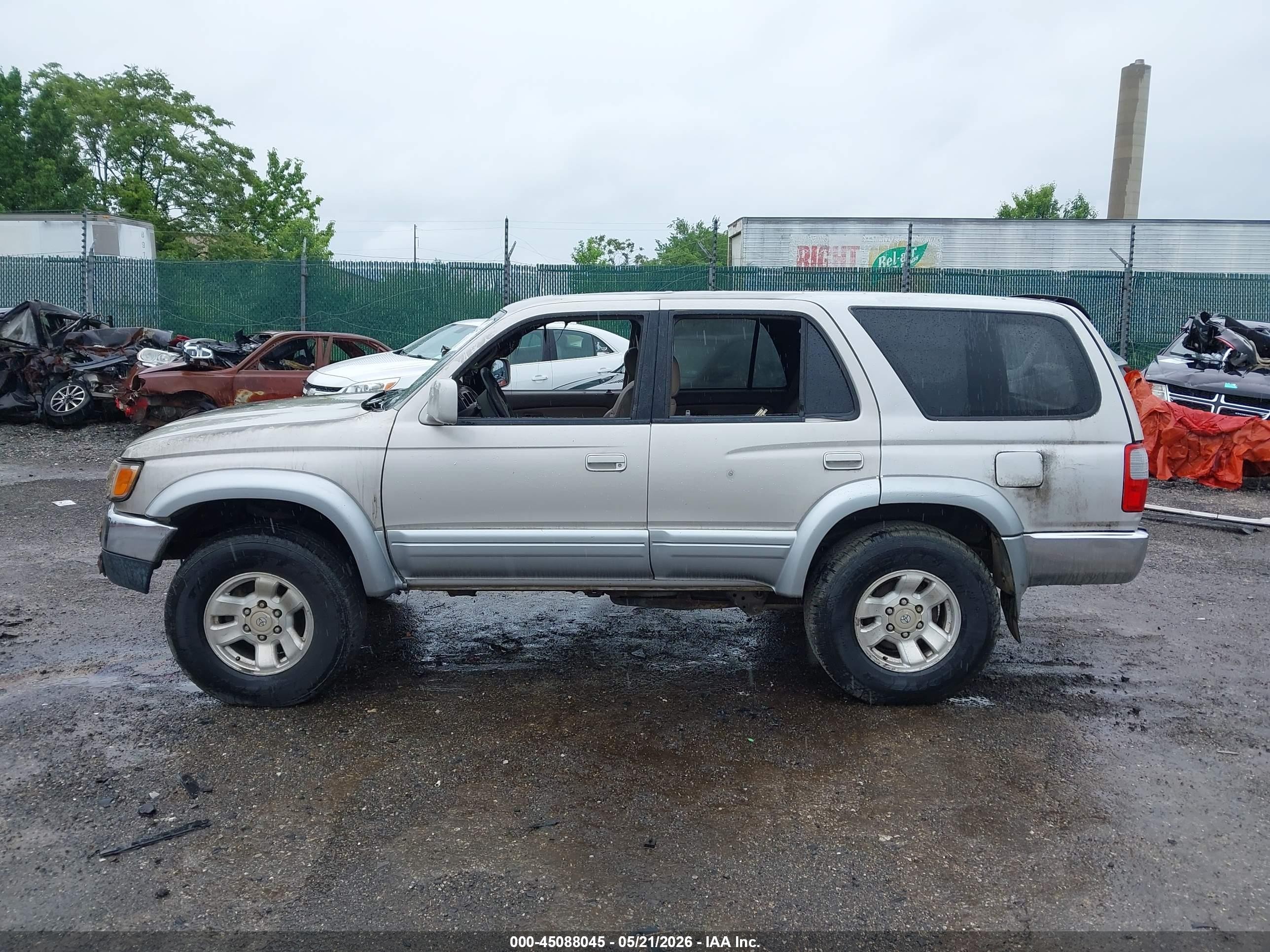 1998 Toyota 4runner Sr5 V6 Limited Beige vin: JT3HN87R4W0168261