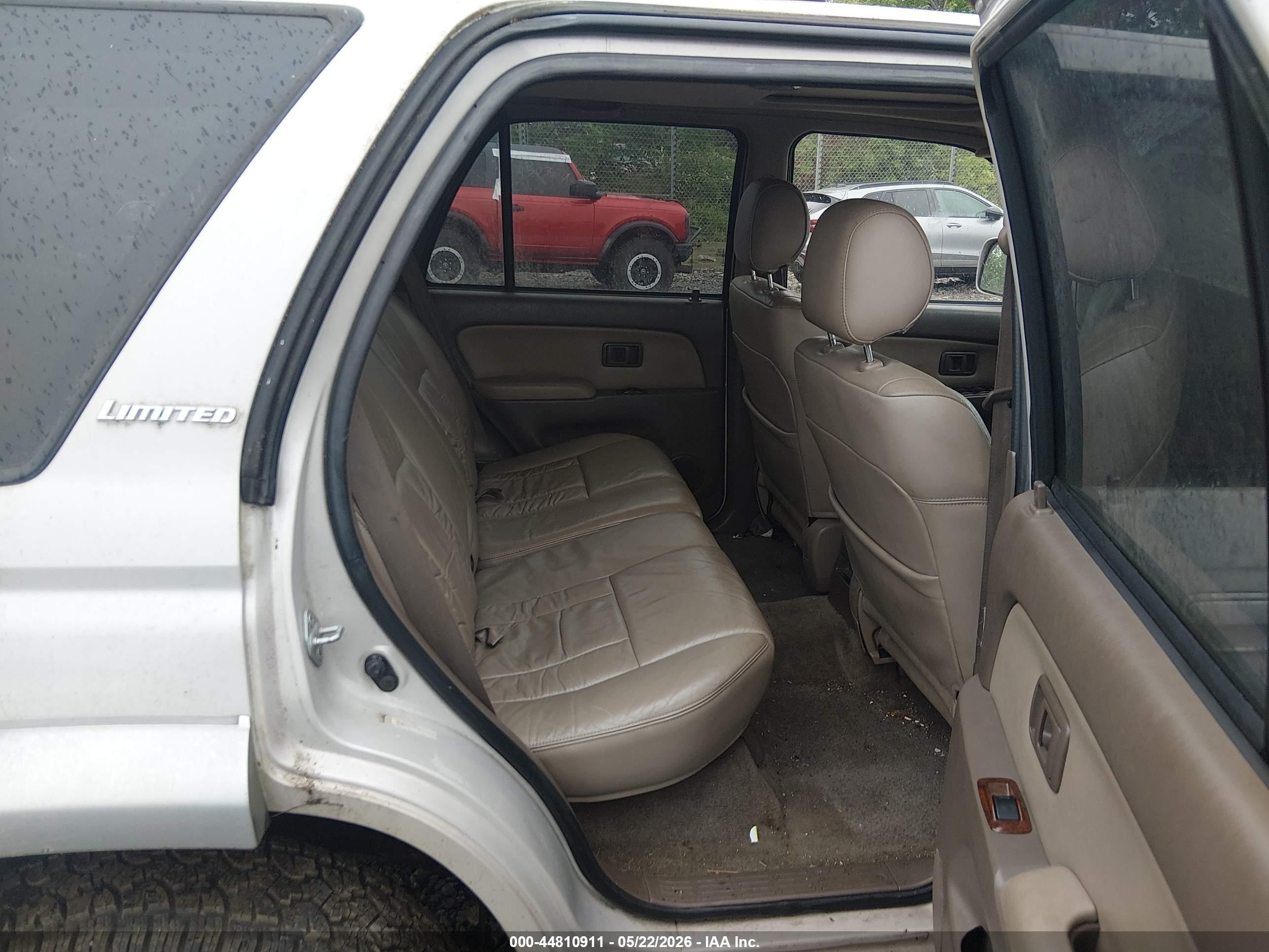 1998 Toyota 4runner Sr5 V6 Limited Beige vin: JT3HN87R4W0178837