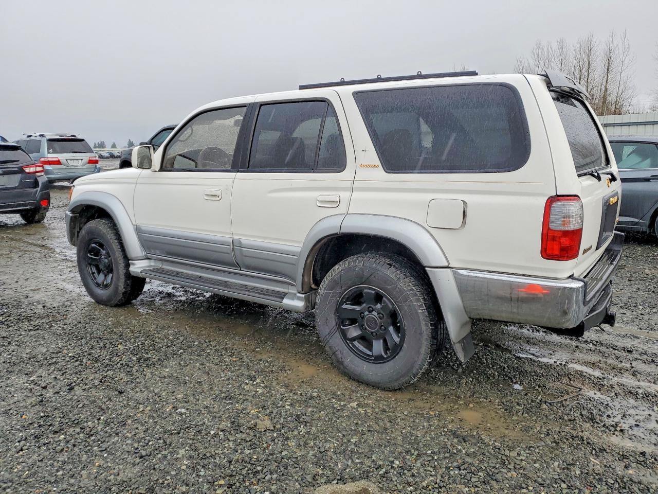 1998 Toyota 4runner Limited White vin: JT3HN87R4W9016721