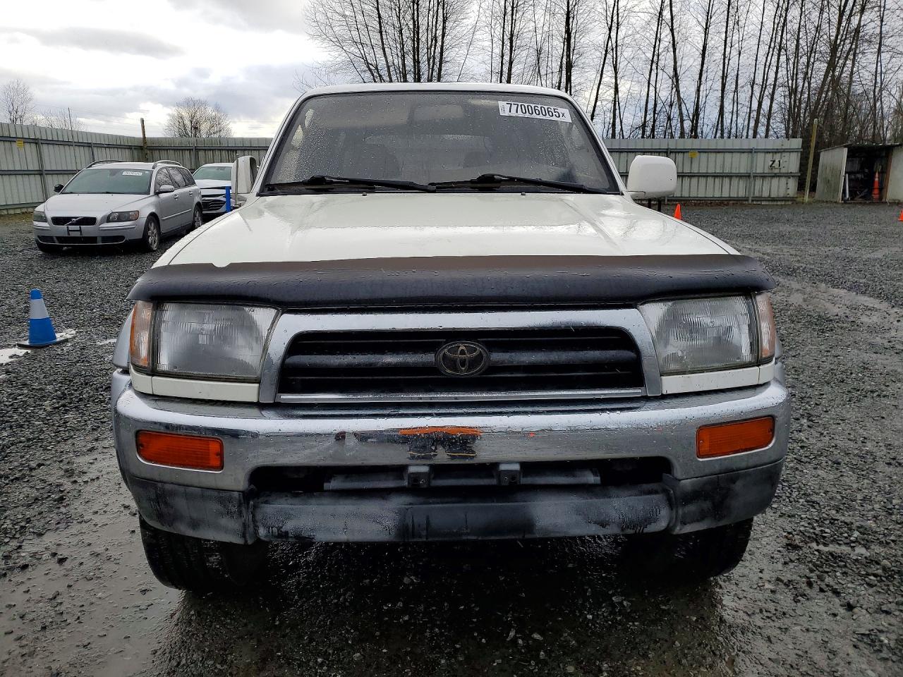 1998 Toyota 4runner Limited White vin: JT3HN87R4W9016721